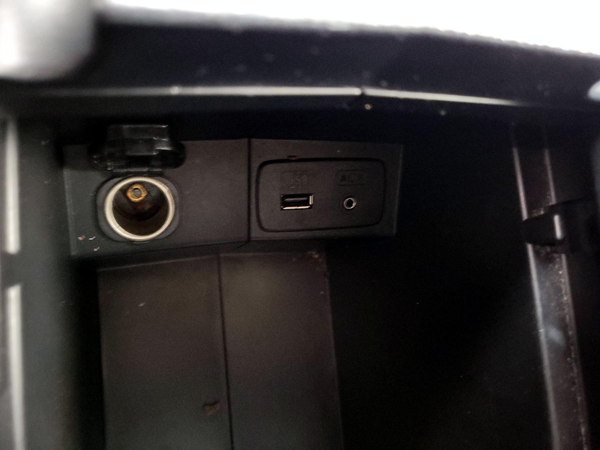 Thumbnail: 2015 Subaru Forester - 18