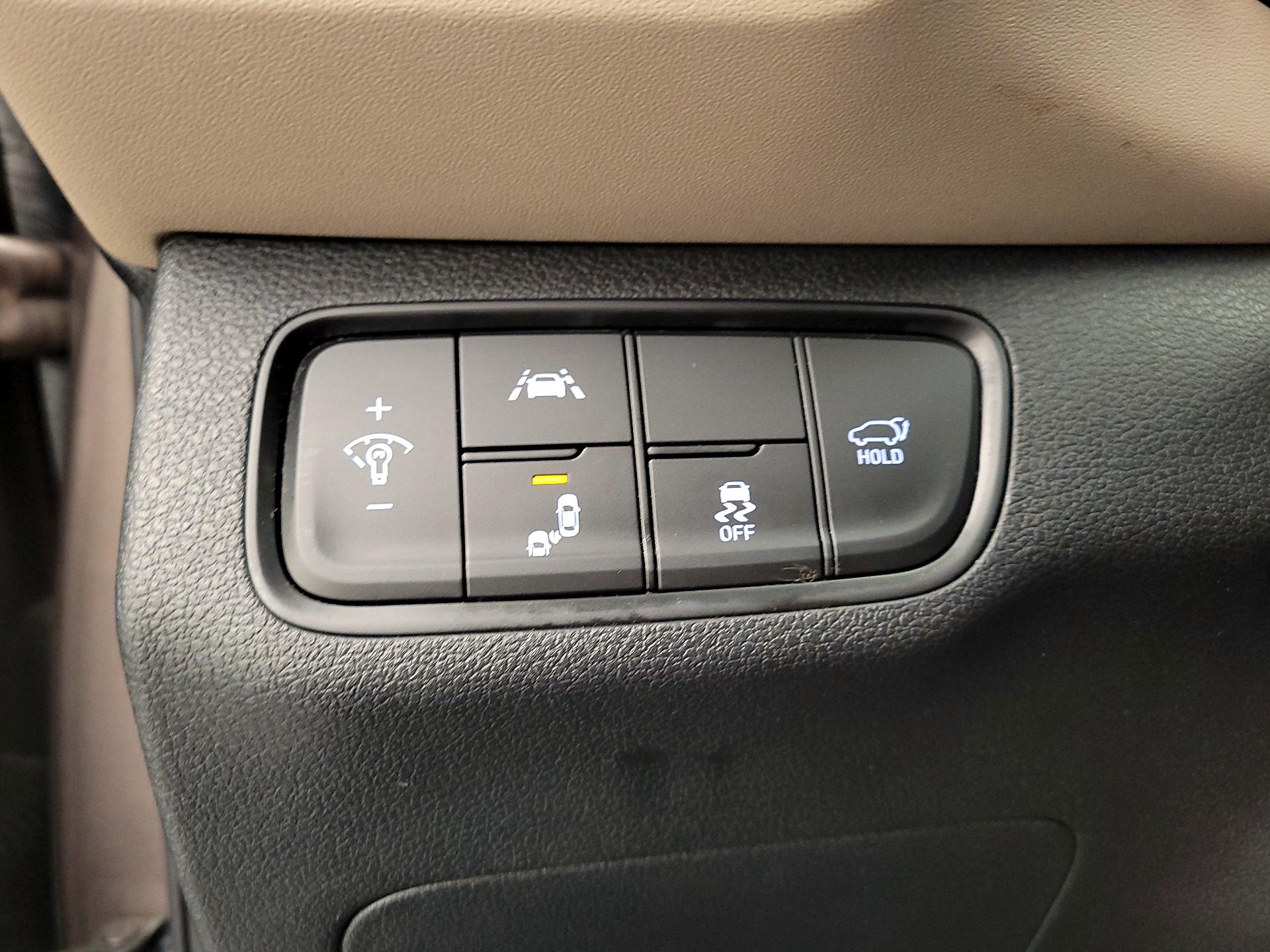 Thumbnail: 2020 Hyundai Santa Fe - 13