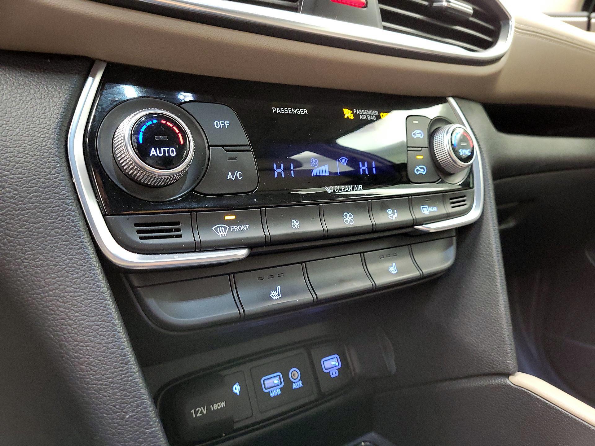 Thumbnail: 2020 Hyundai Santa Fe - 16