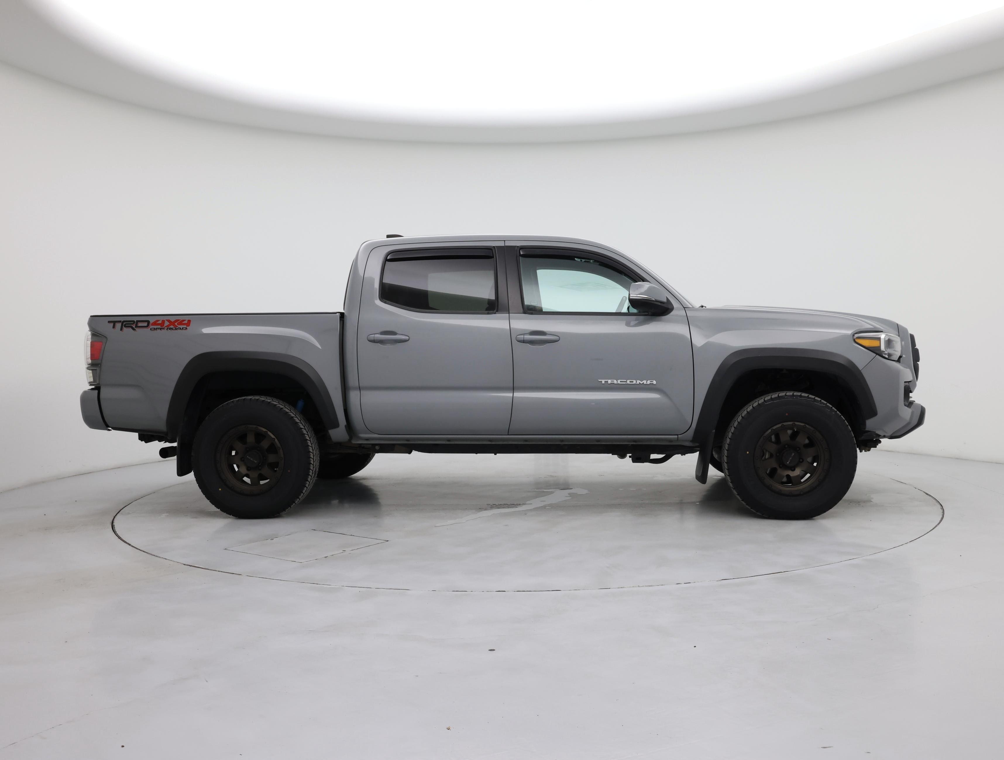 Thumbnail: 2021 Toyota Tacoma - 7