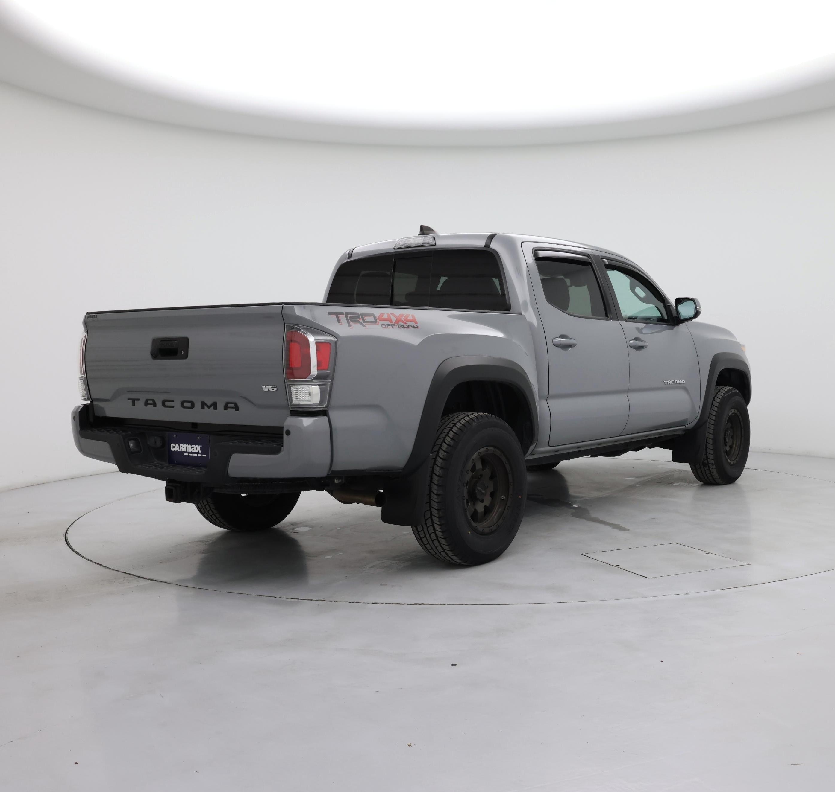 Thumbnail: 2021 Toyota Tacoma - 8