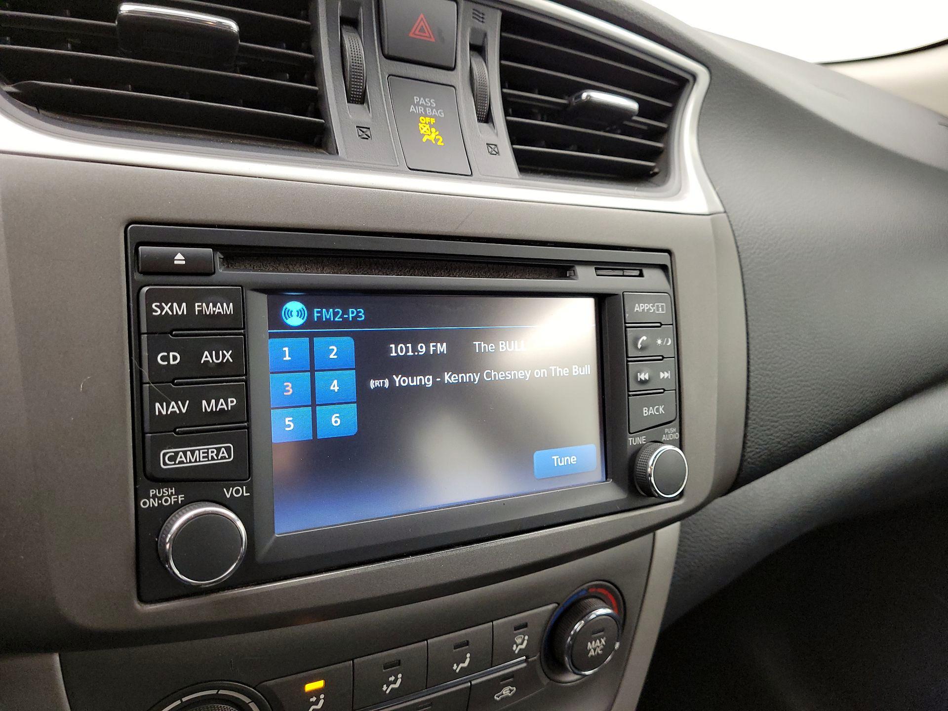 Thumbnail: 2014 Nissan Sentra - 15