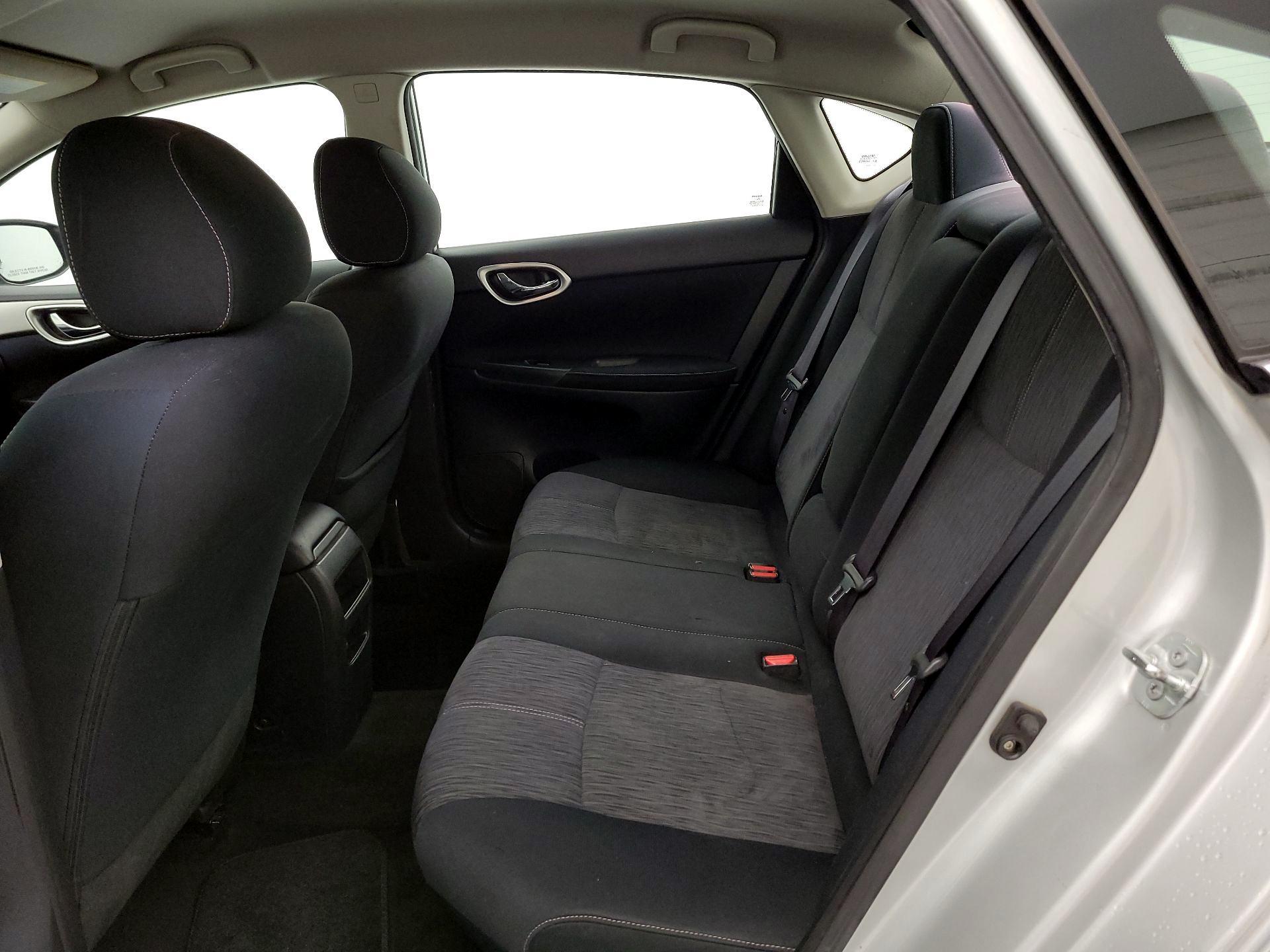 Thumbnail: 2014 Nissan Sentra - 19