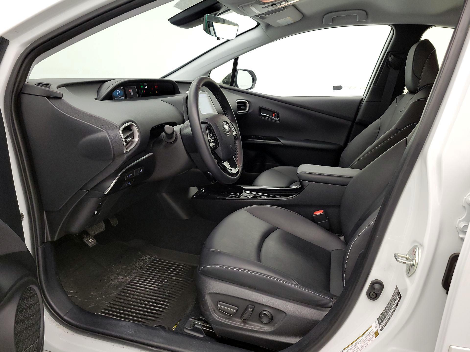 Thumbnail: 2022 Toyota Prius Prime - 11