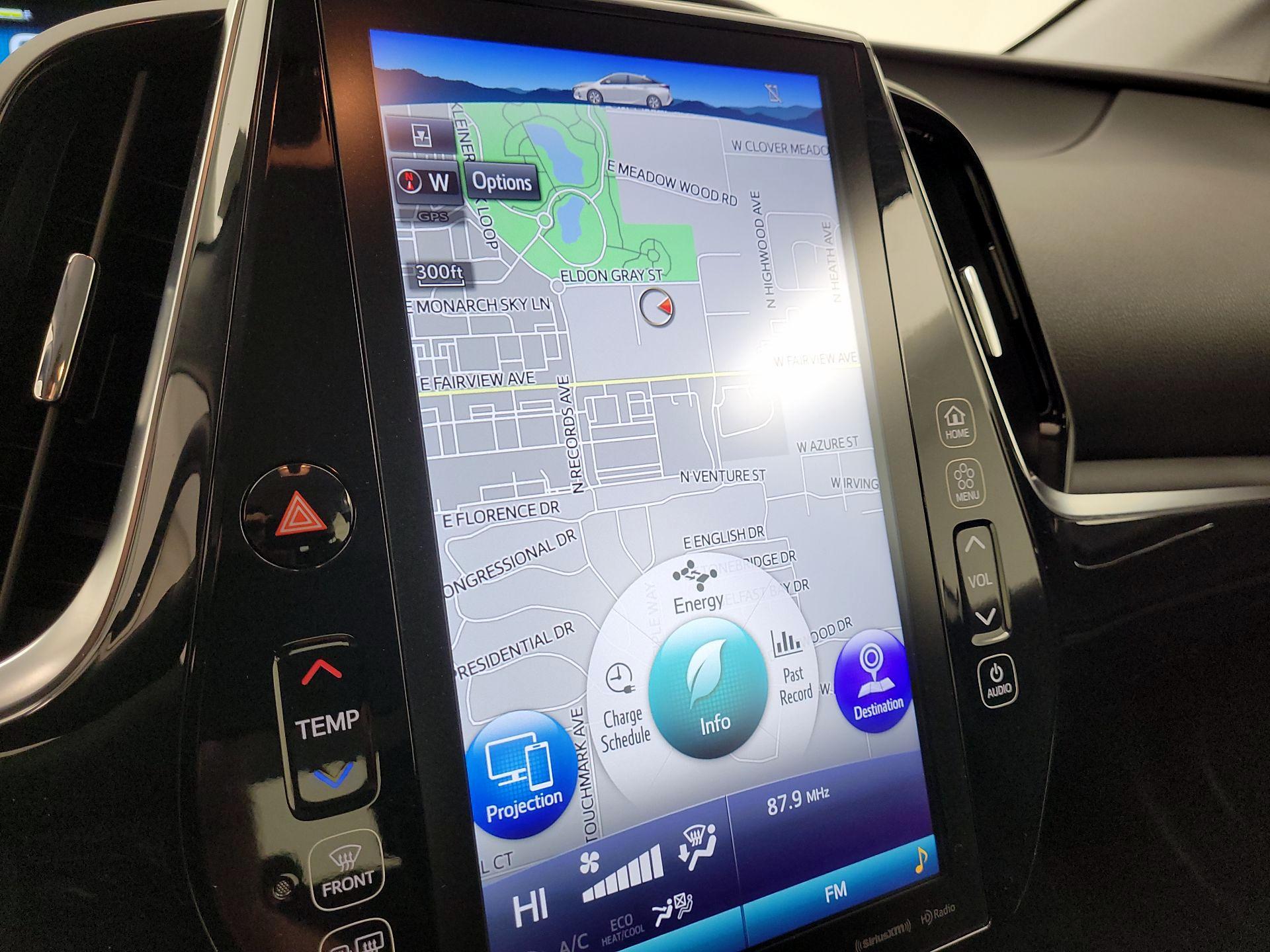 Thumbnail: 2022 Toyota Prius Prime - 14