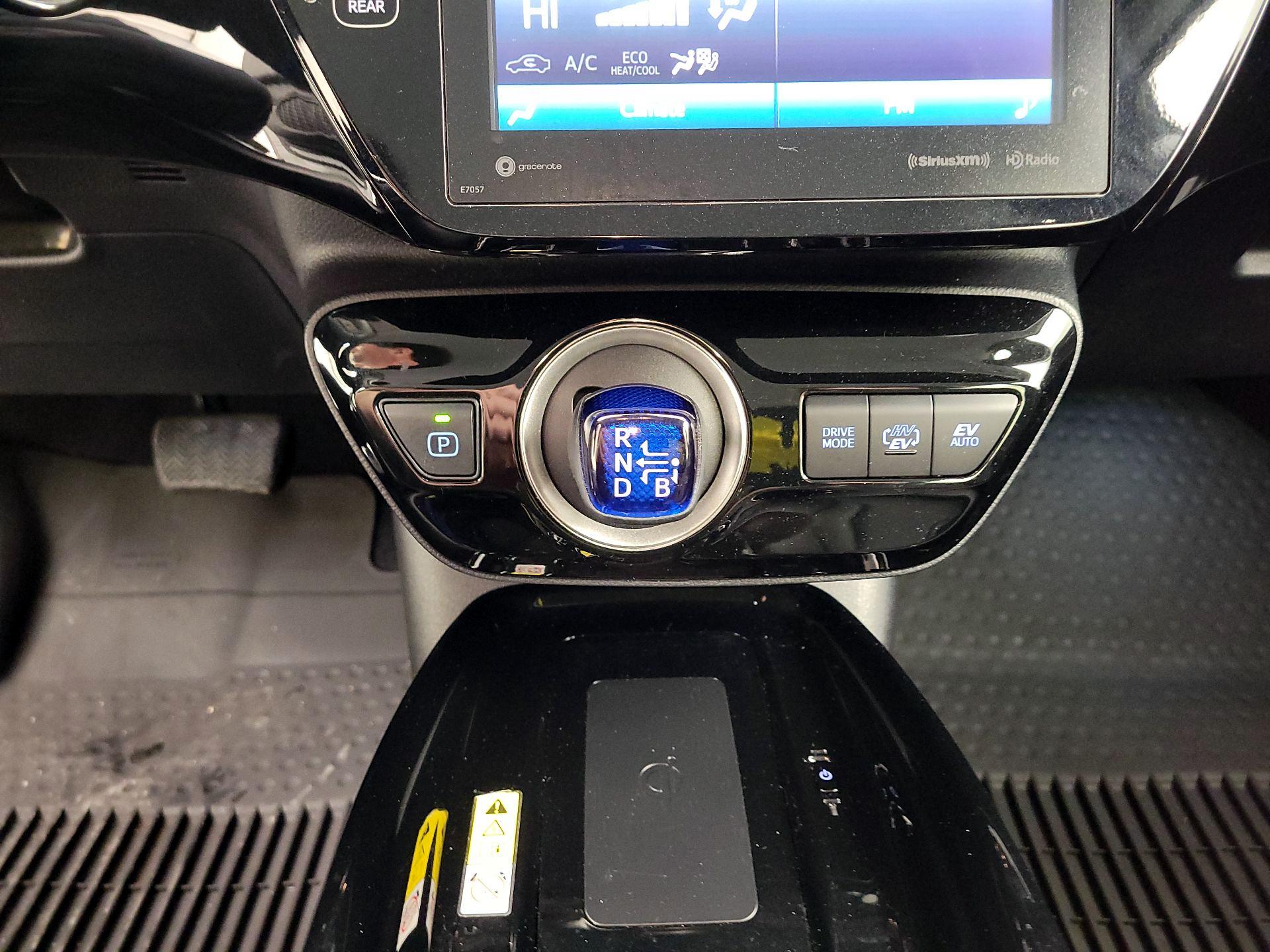 Thumbnail: 2022 Toyota Prius Prime - 18