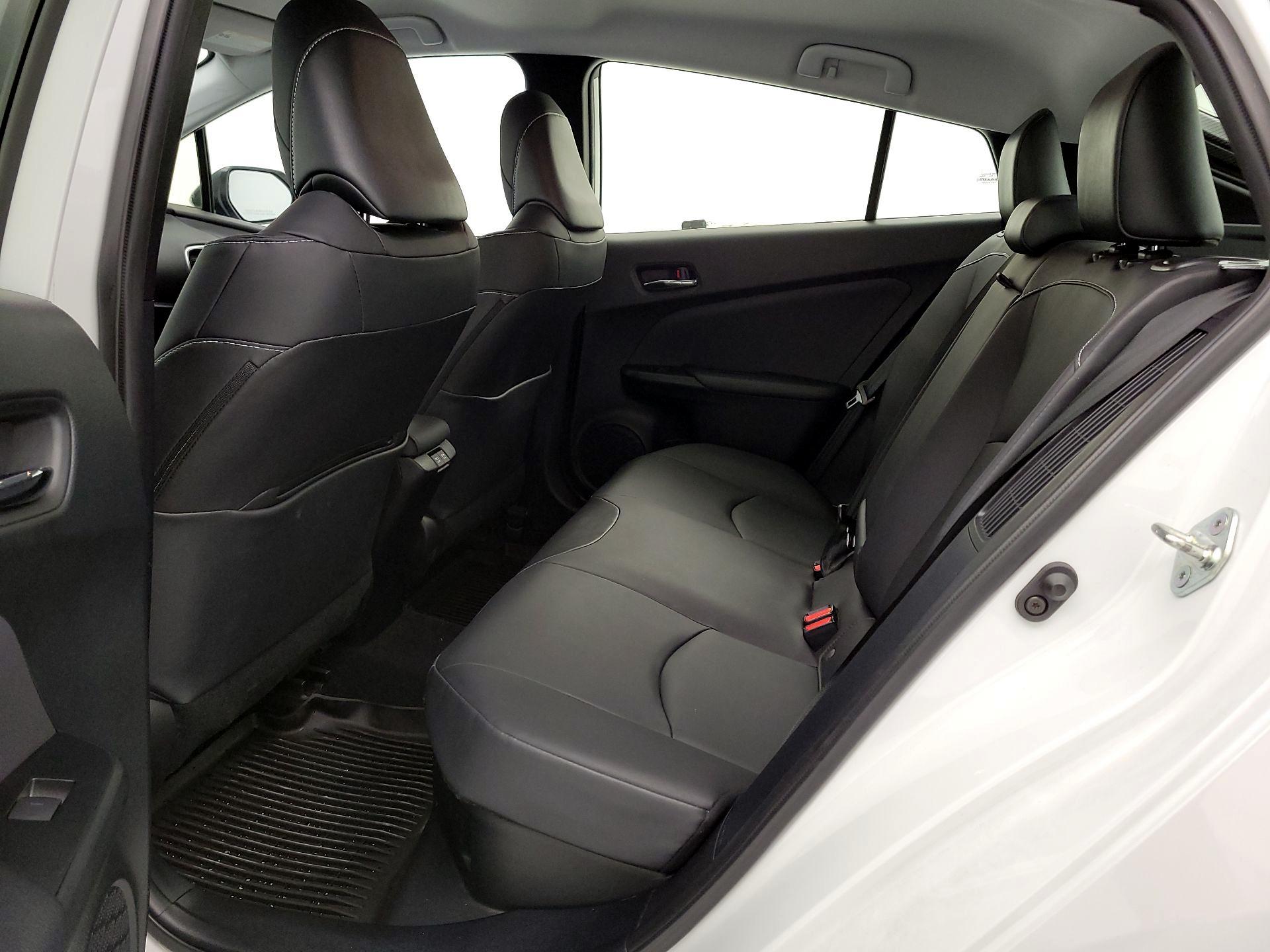 Thumbnail: 2022 Toyota Prius Prime - 20