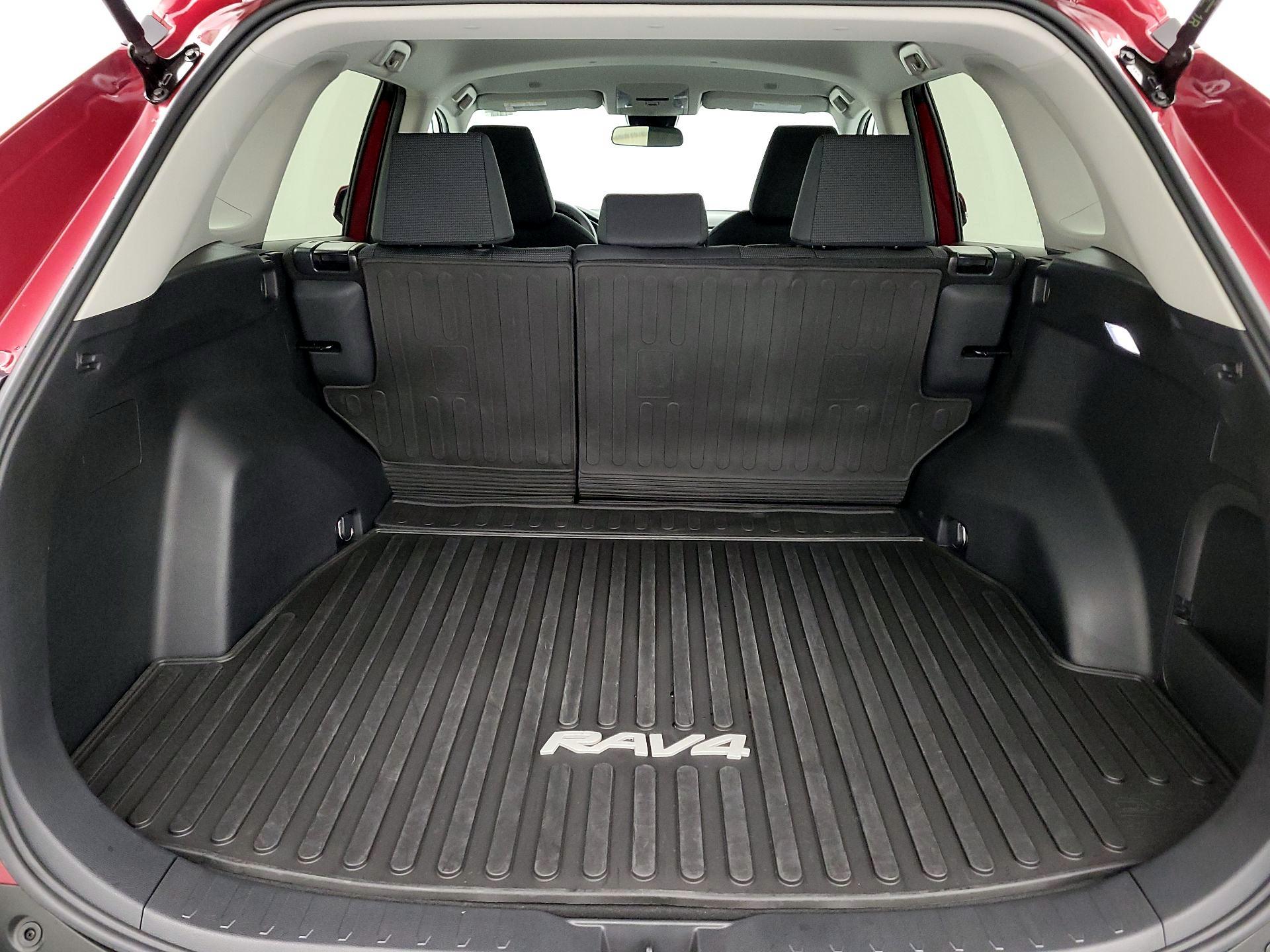 Thumbnail: 2024 Toyota RAV4 - 20