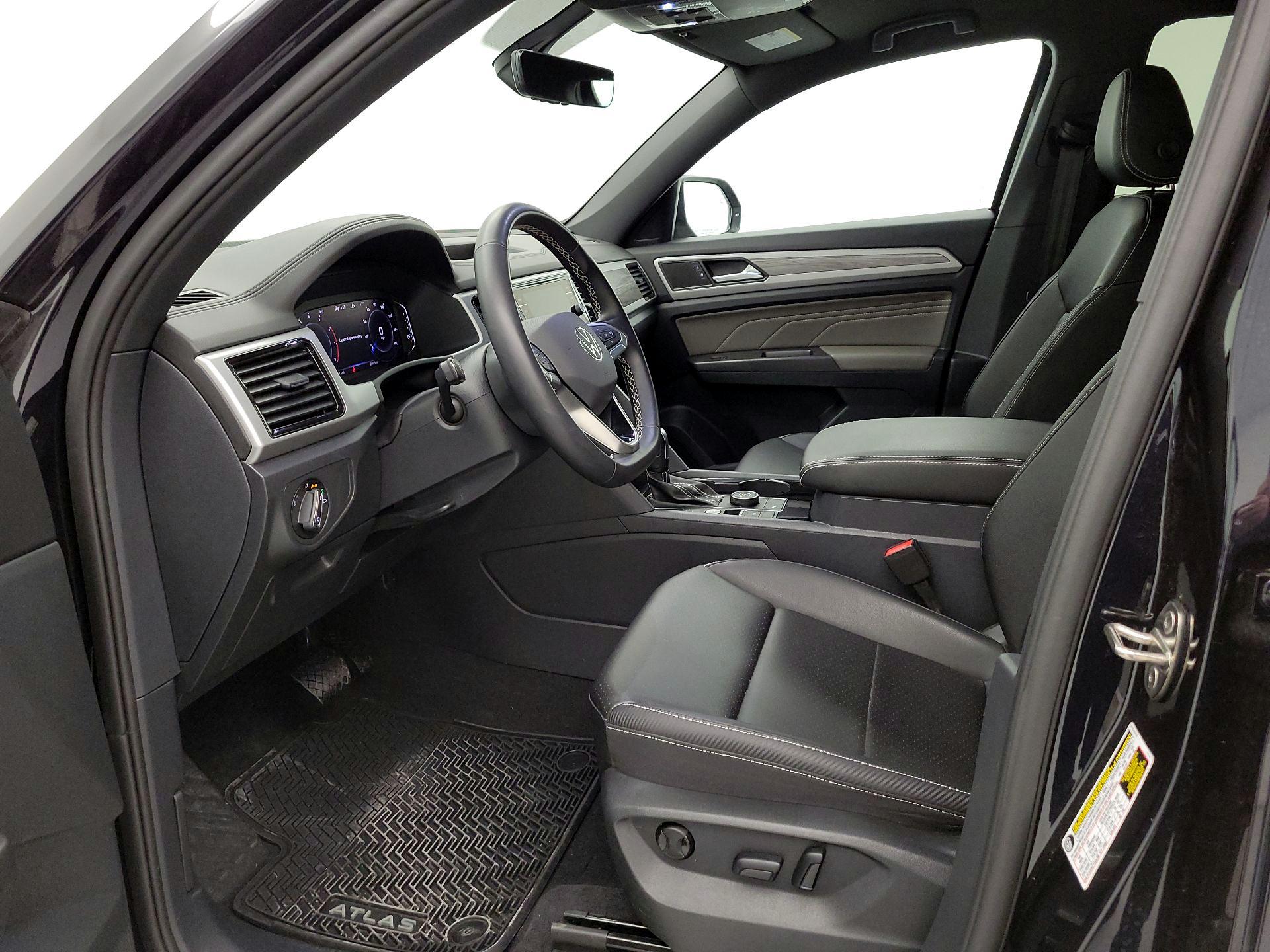 Thumbnail: 2023 Volkswagen Atlas - 11