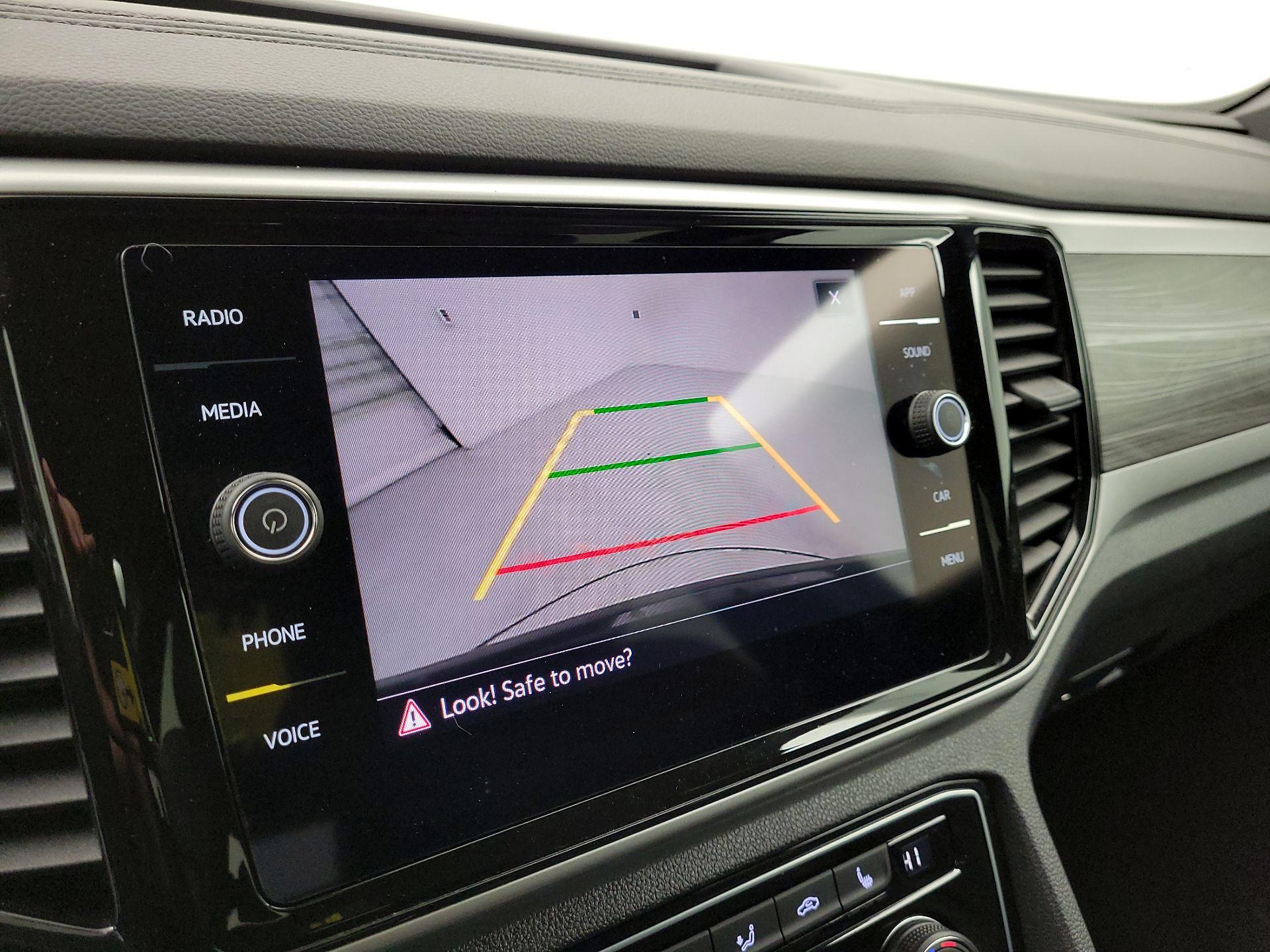 Thumbnail: 2023 Volkswagen Atlas - 15