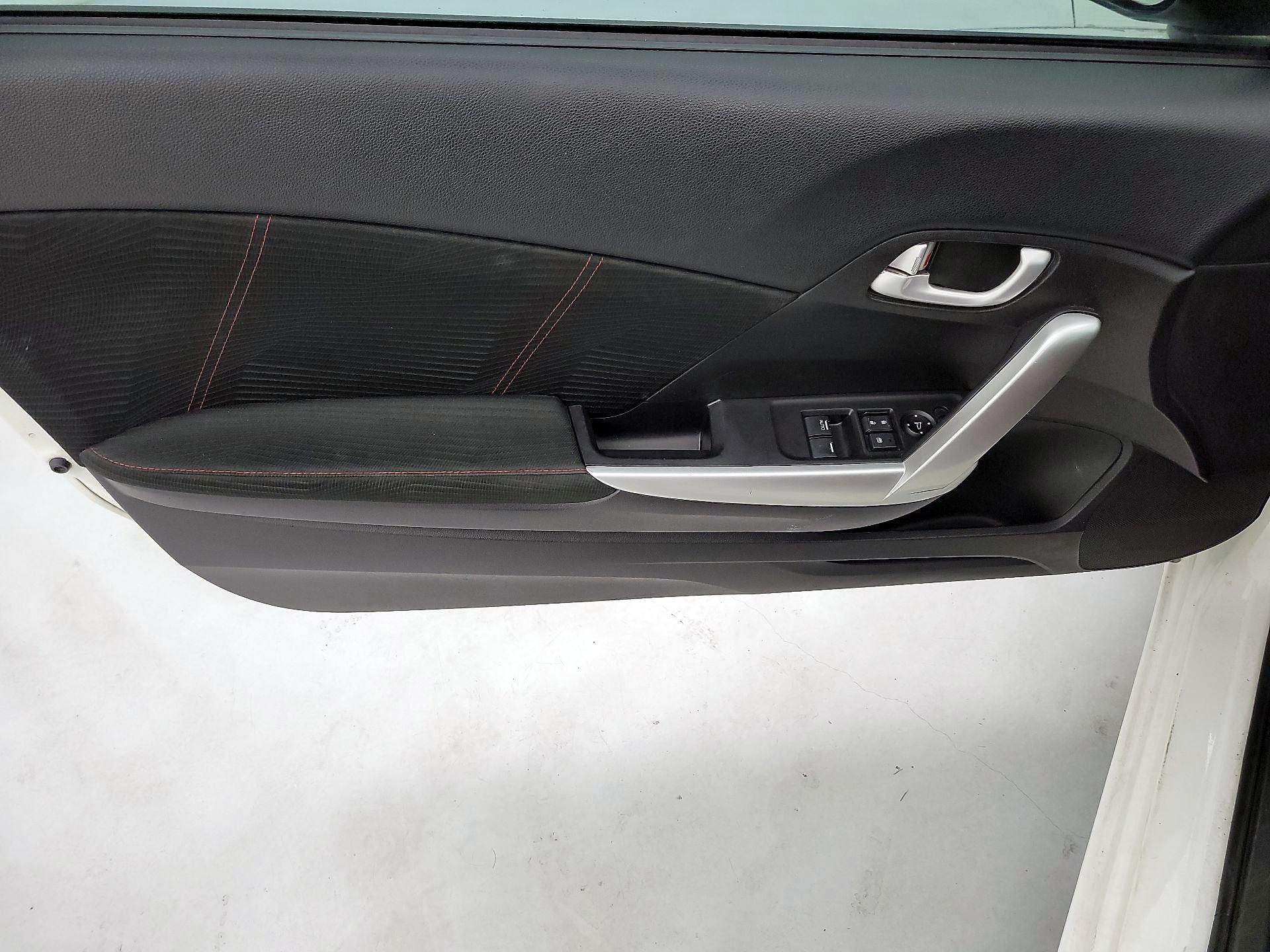 Thumbnail: 2015 Honda Civic - 12