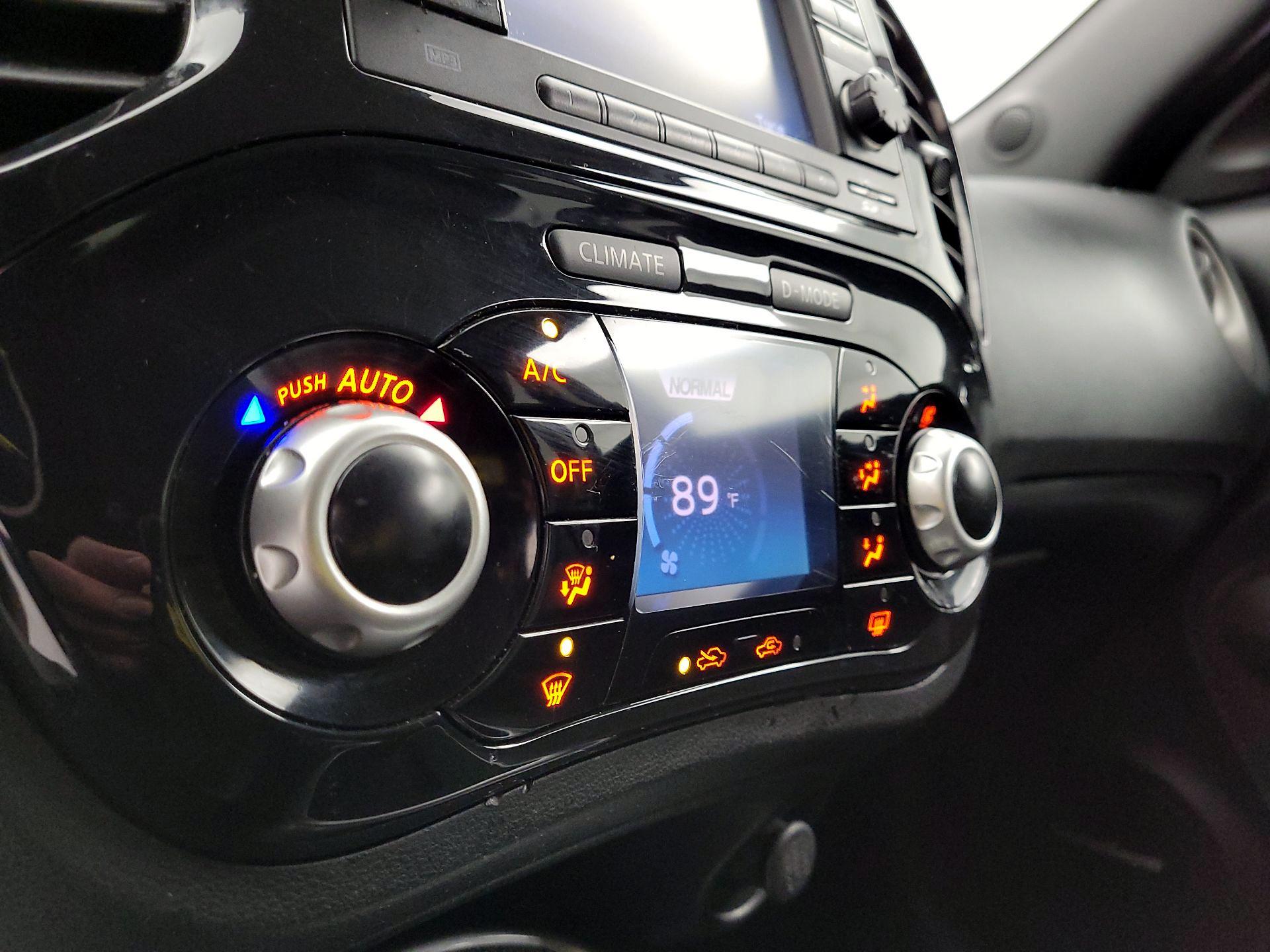 Thumbnail: 2014 Nissan Juke - 17