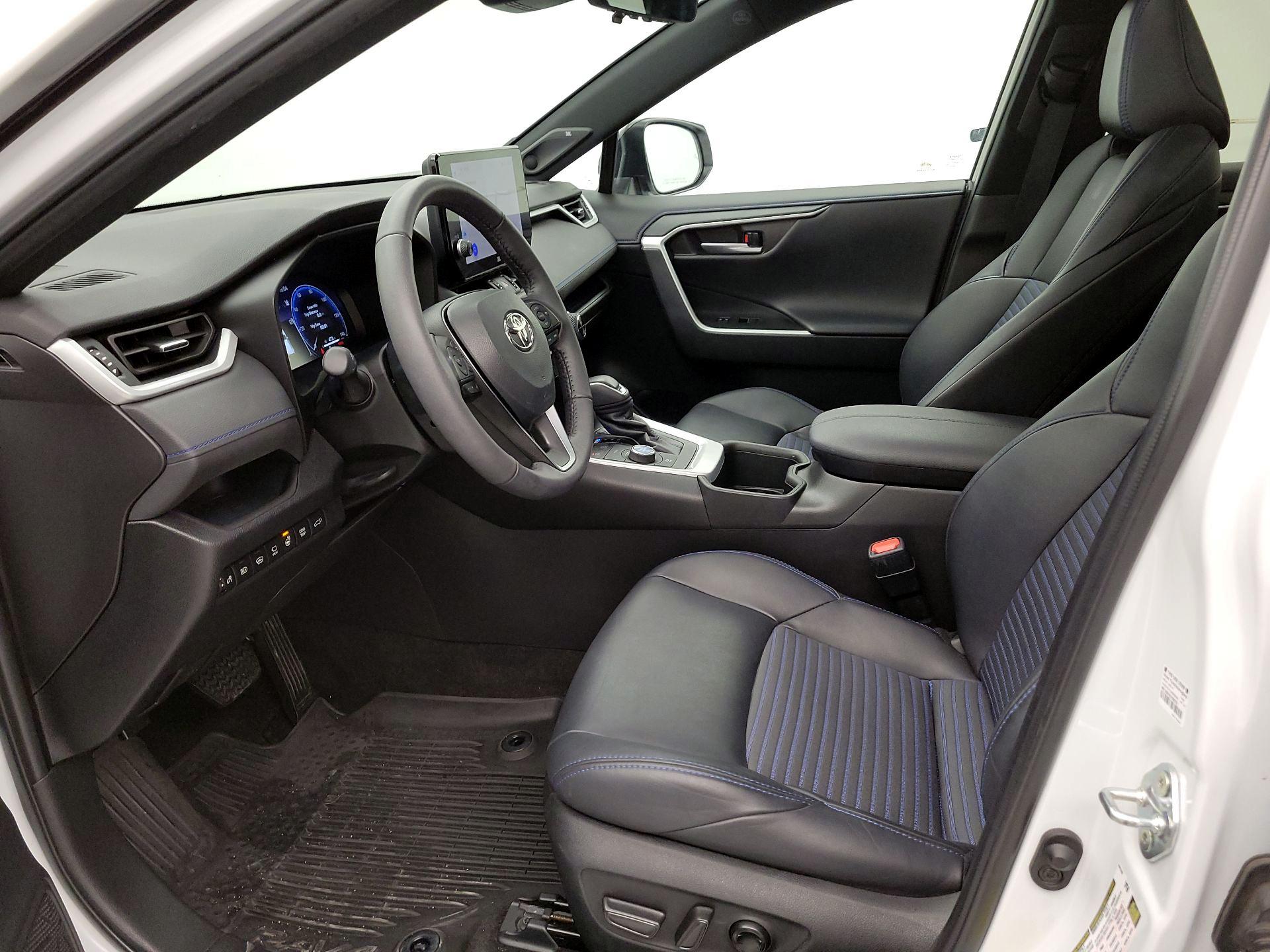 Thumbnail: 2023 Toyota RAV4 - 11