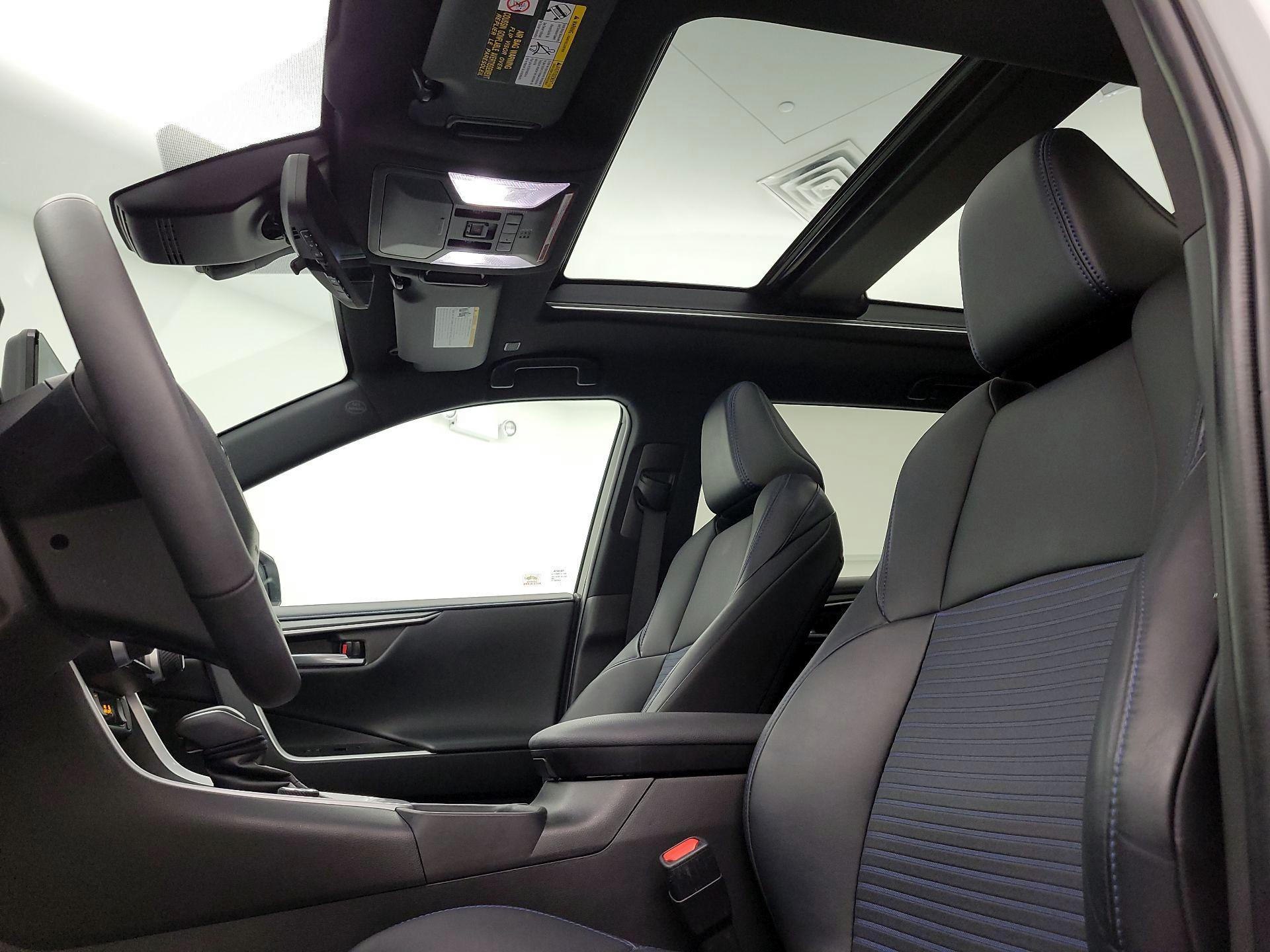 Thumbnail: 2023 Toyota RAV4 - 20