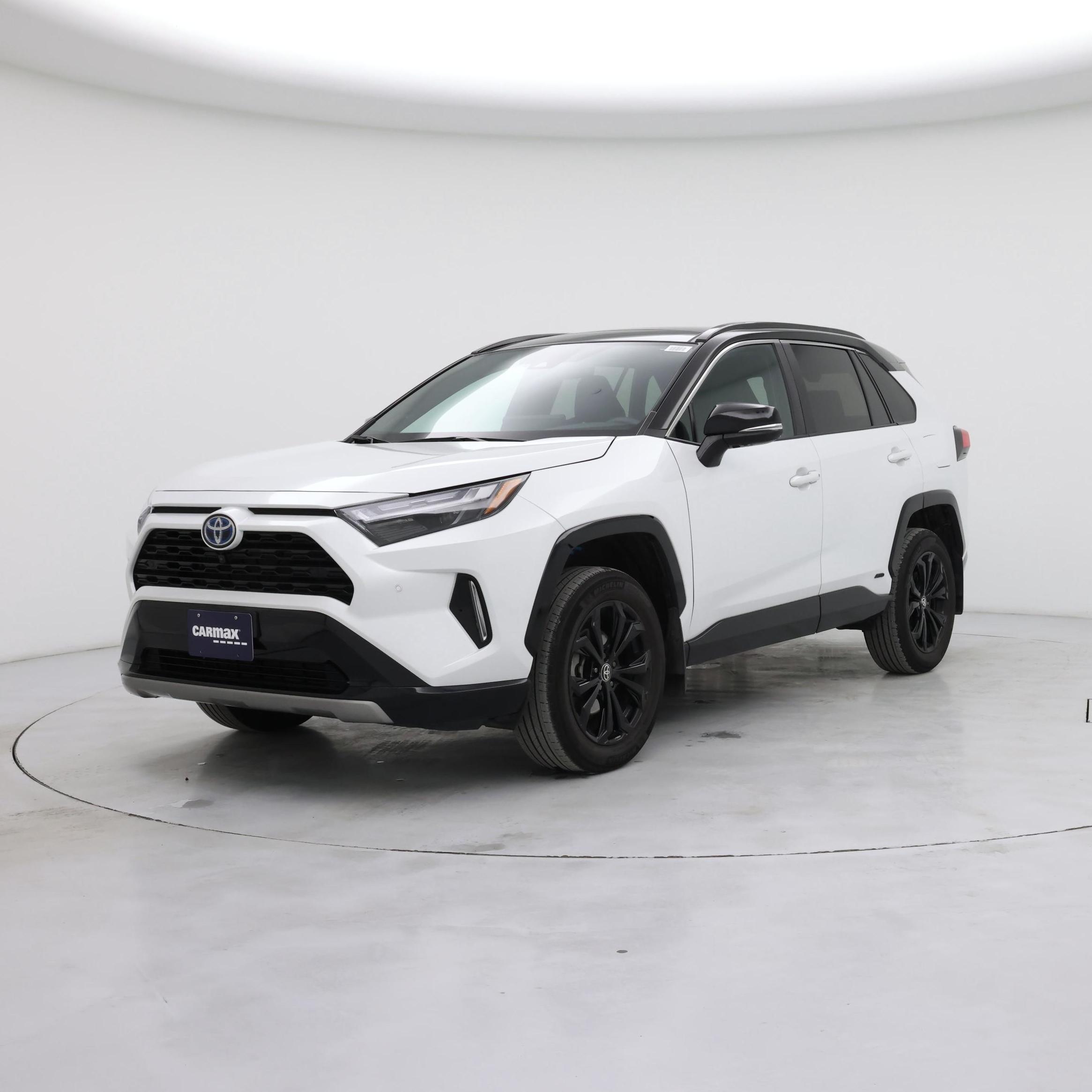 Thumbnail: 2023 Toyota RAV4 - 4
