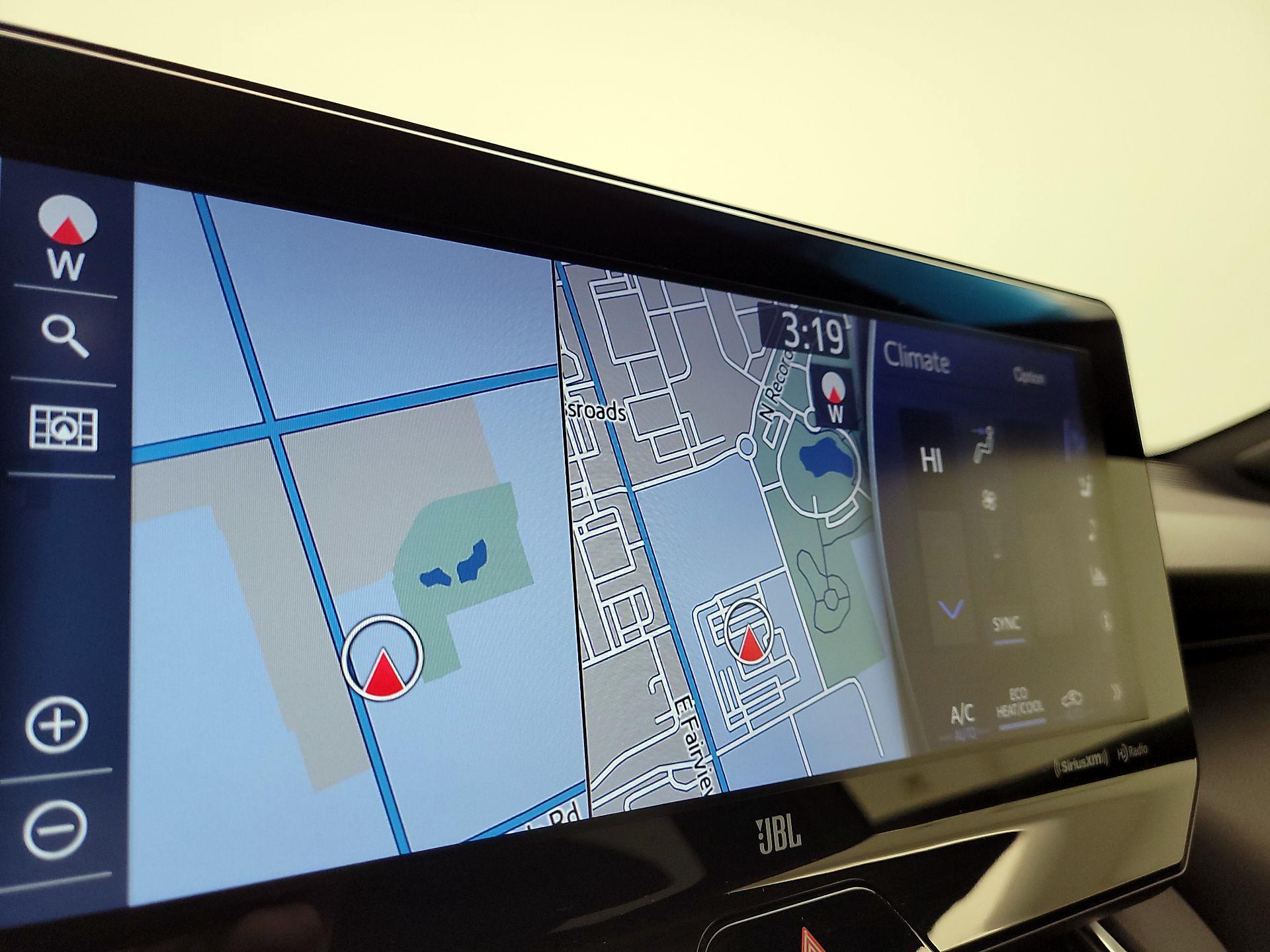 Thumbnail: 2021 Toyota Venza - 14