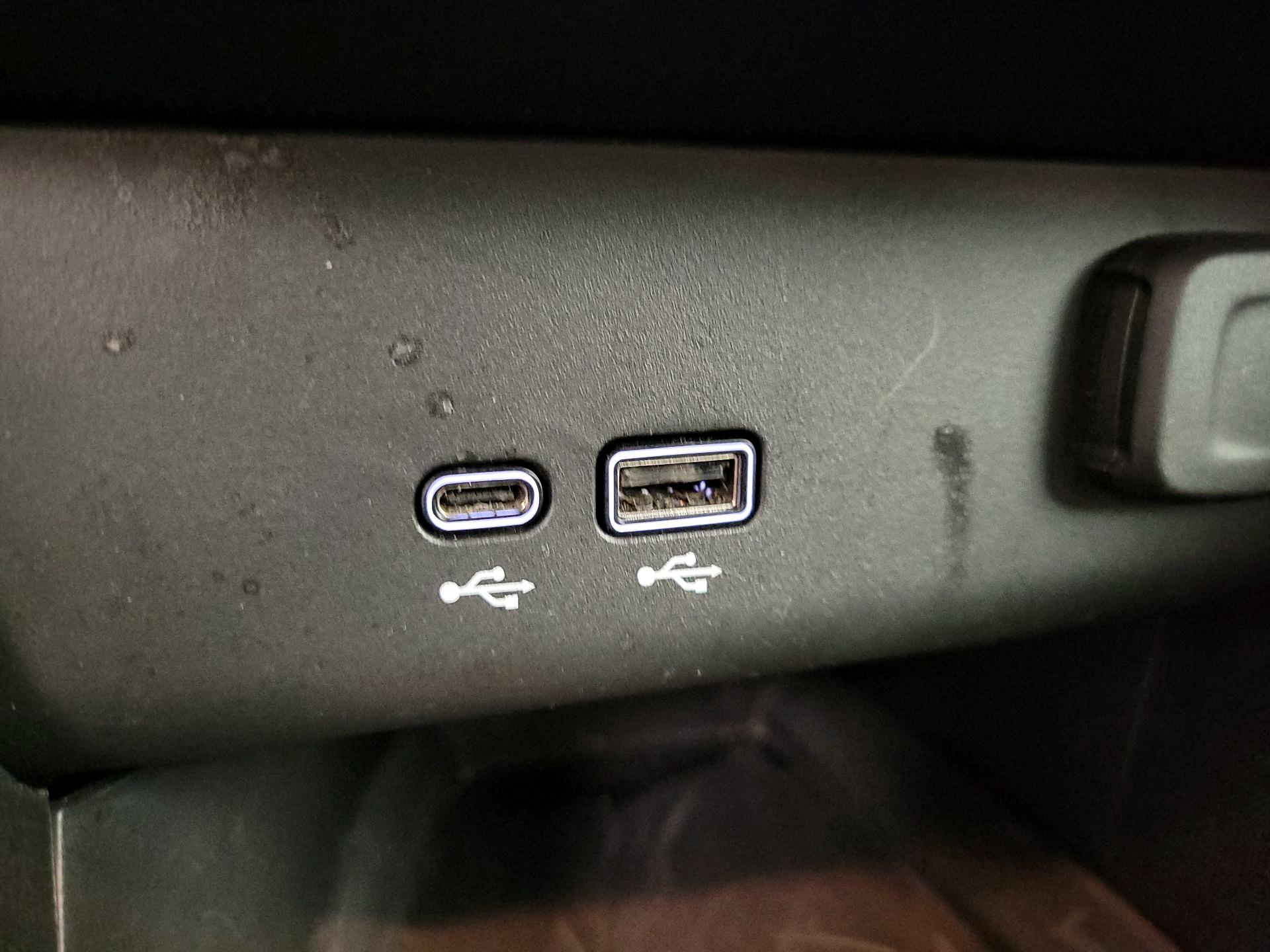 Thumbnail: 2025 Buick Encore GX - 18