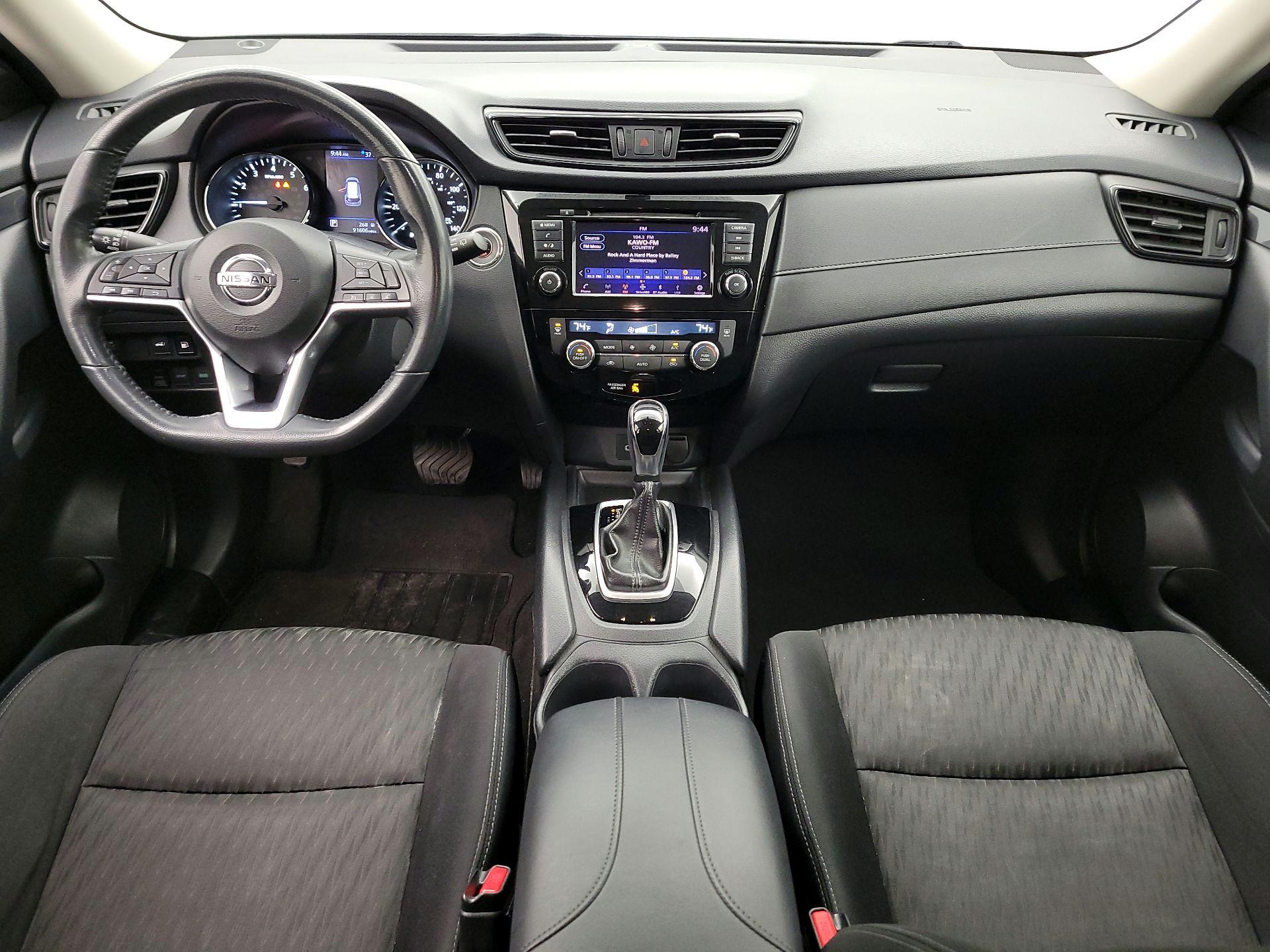 Thumbnail: 2018 Nissan Rogue - 9