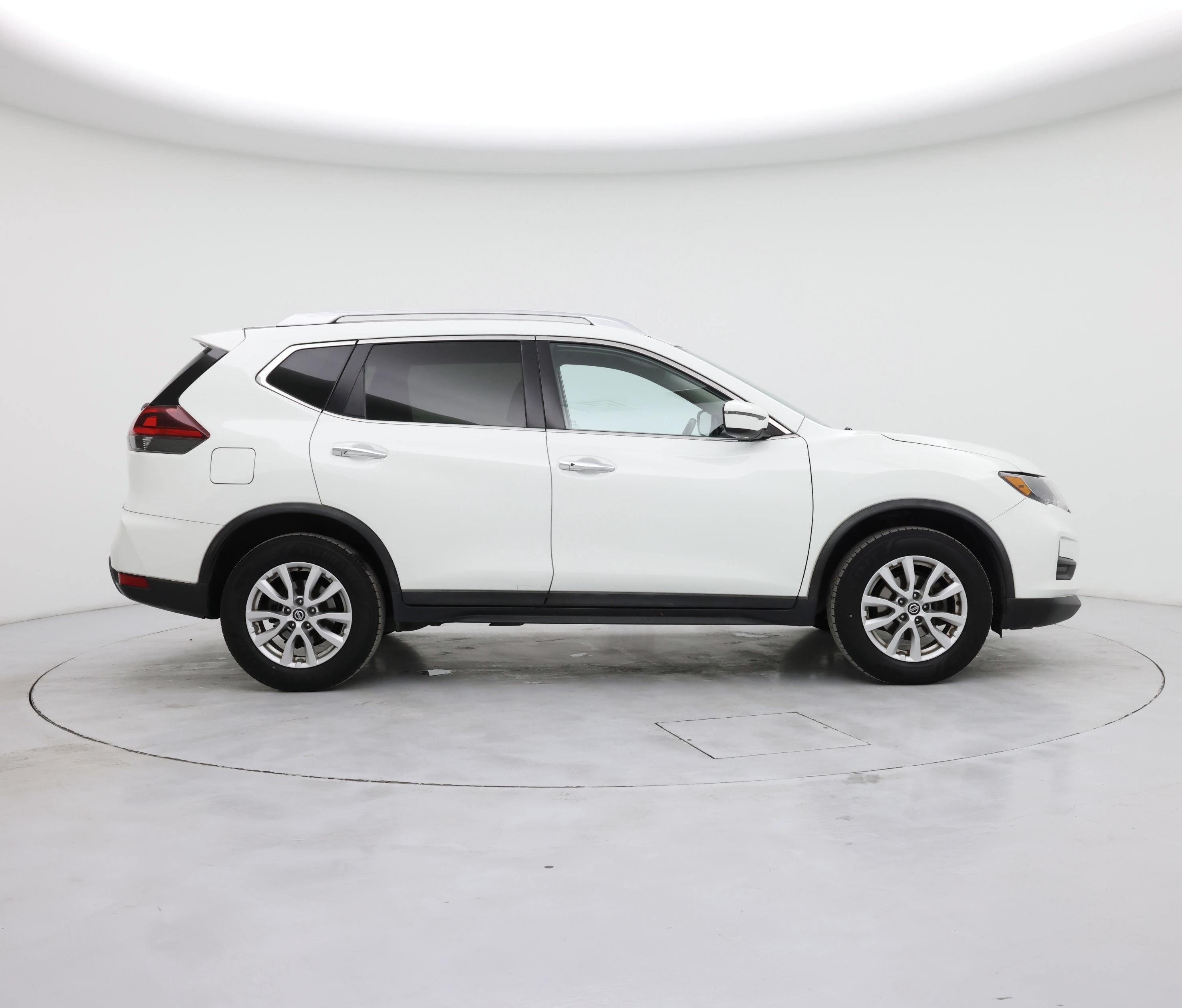 Thumbnail: 2018 Nissan Rogue - 7