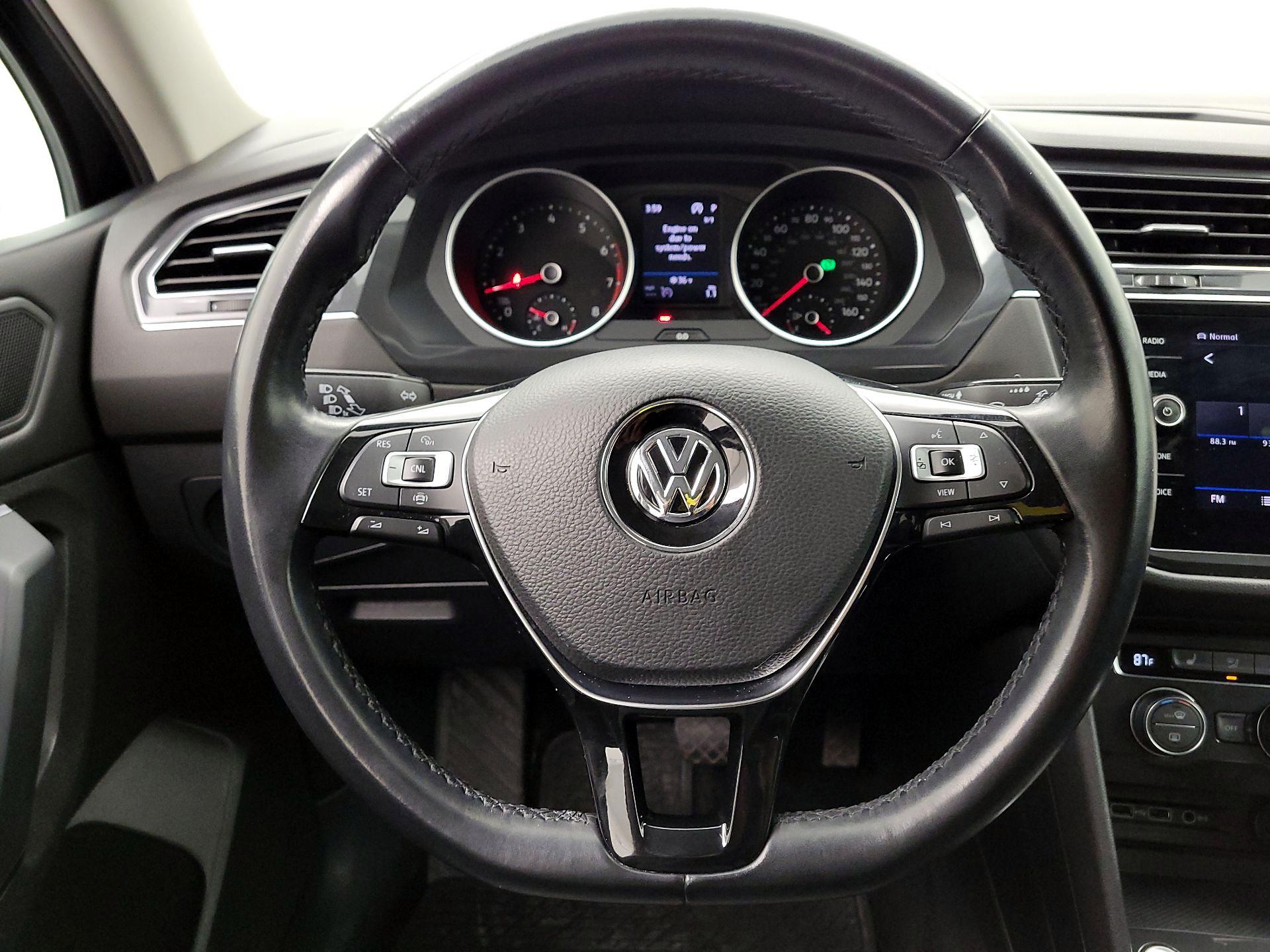 Thumbnail: 2019 Volkswagen Tiguan - 10