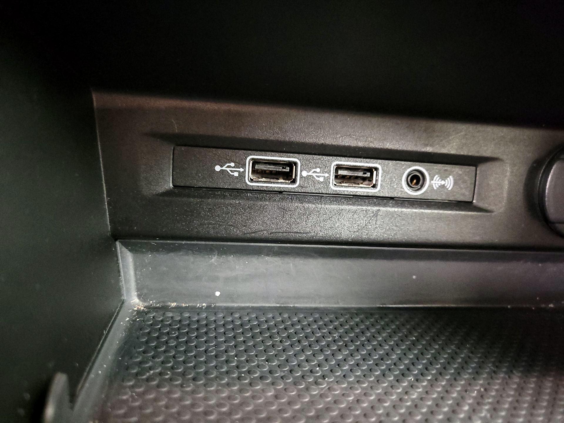 Thumbnail: 2019 Volkswagen Tiguan - 18