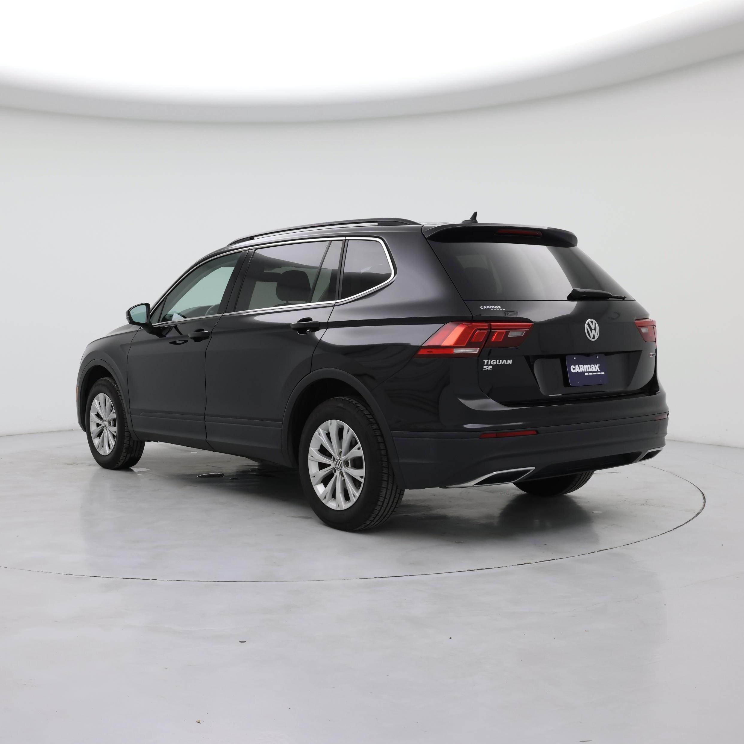 Thumbnail: 2019 Volkswagen Tiguan - 2