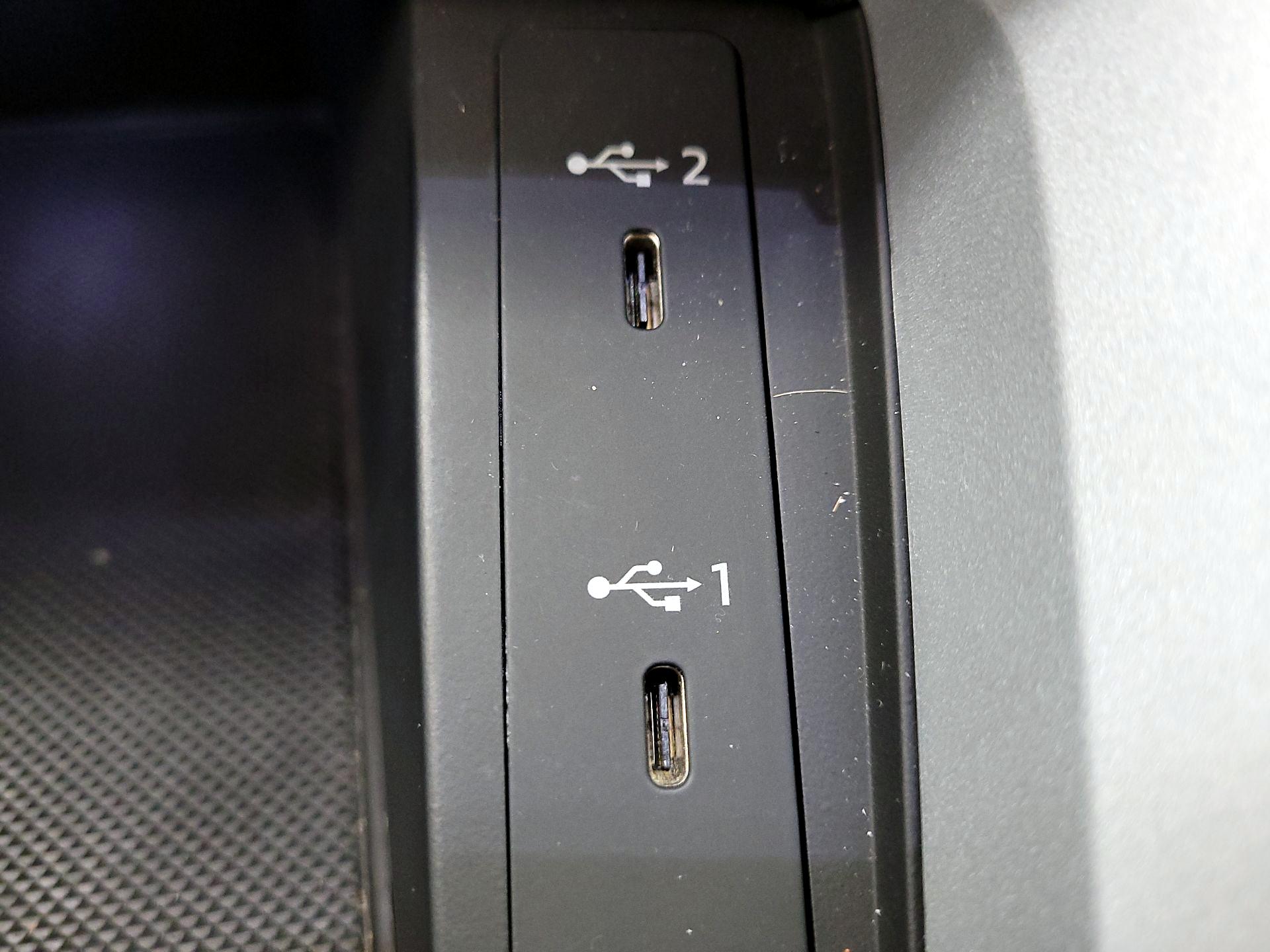 Thumbnail: 2022 Audi Q3 - 18