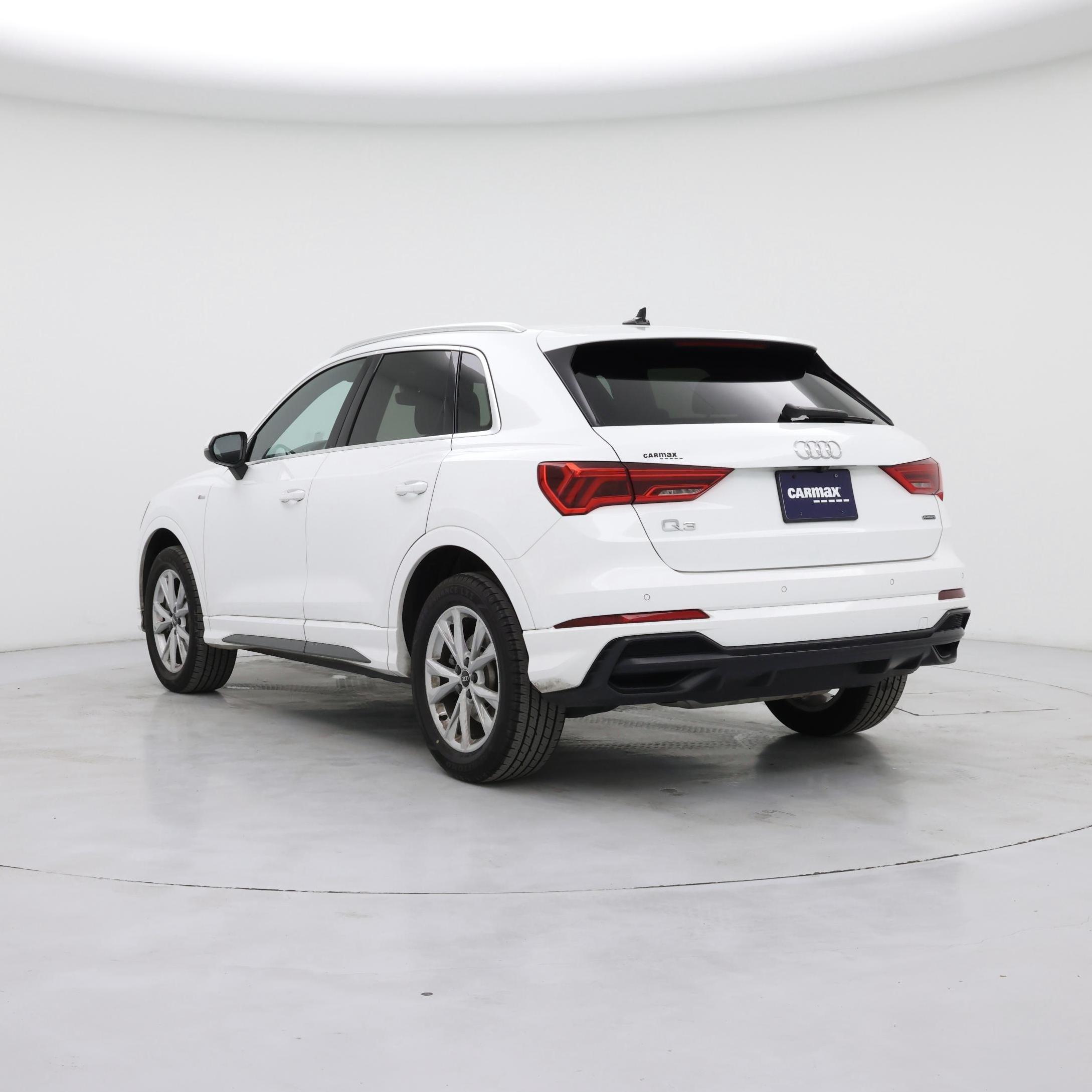 Thumbnail: 2022 Audi Q3 - 2