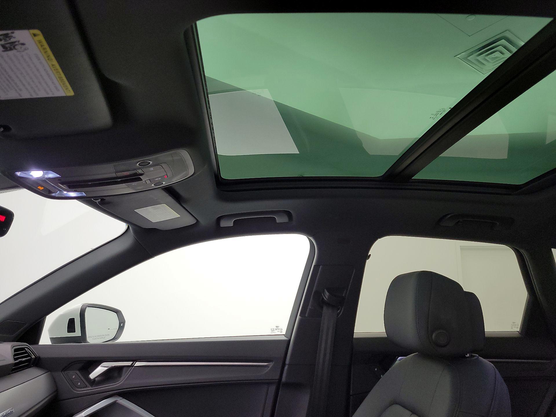 Thumbnail: 2022 Audi Q3 - 19