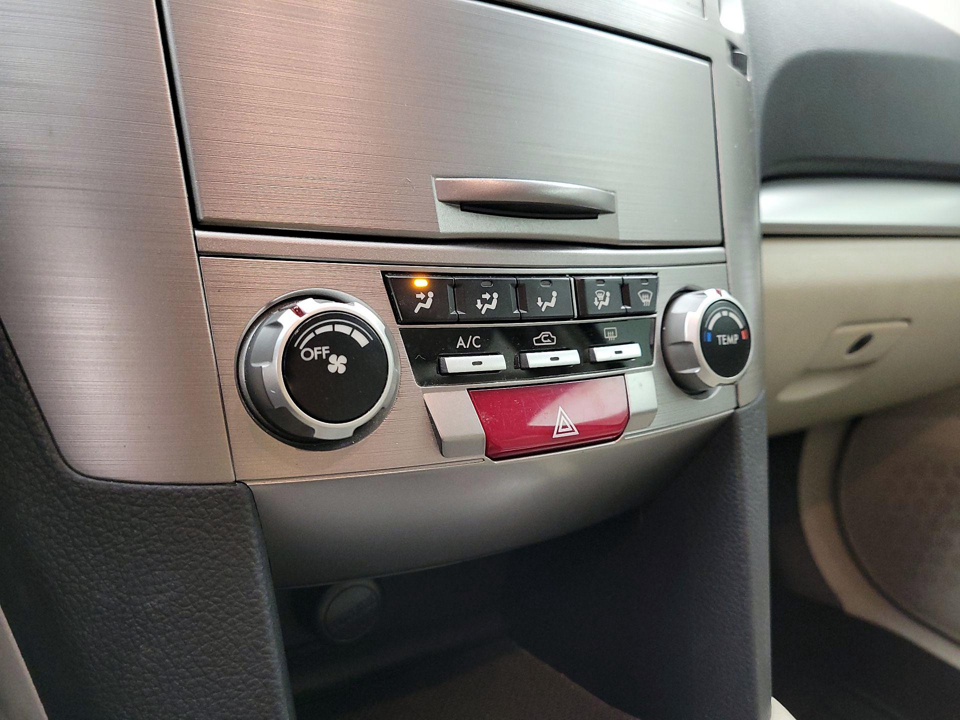 Thumbnail: 2014 Subaru Outback - 15