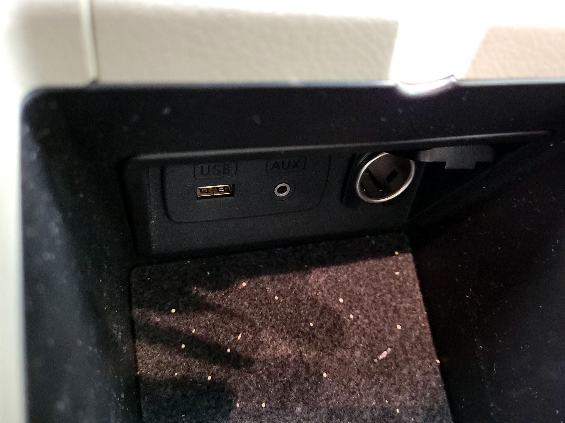 Thumbnail: 2014 Subaru Outback - 17