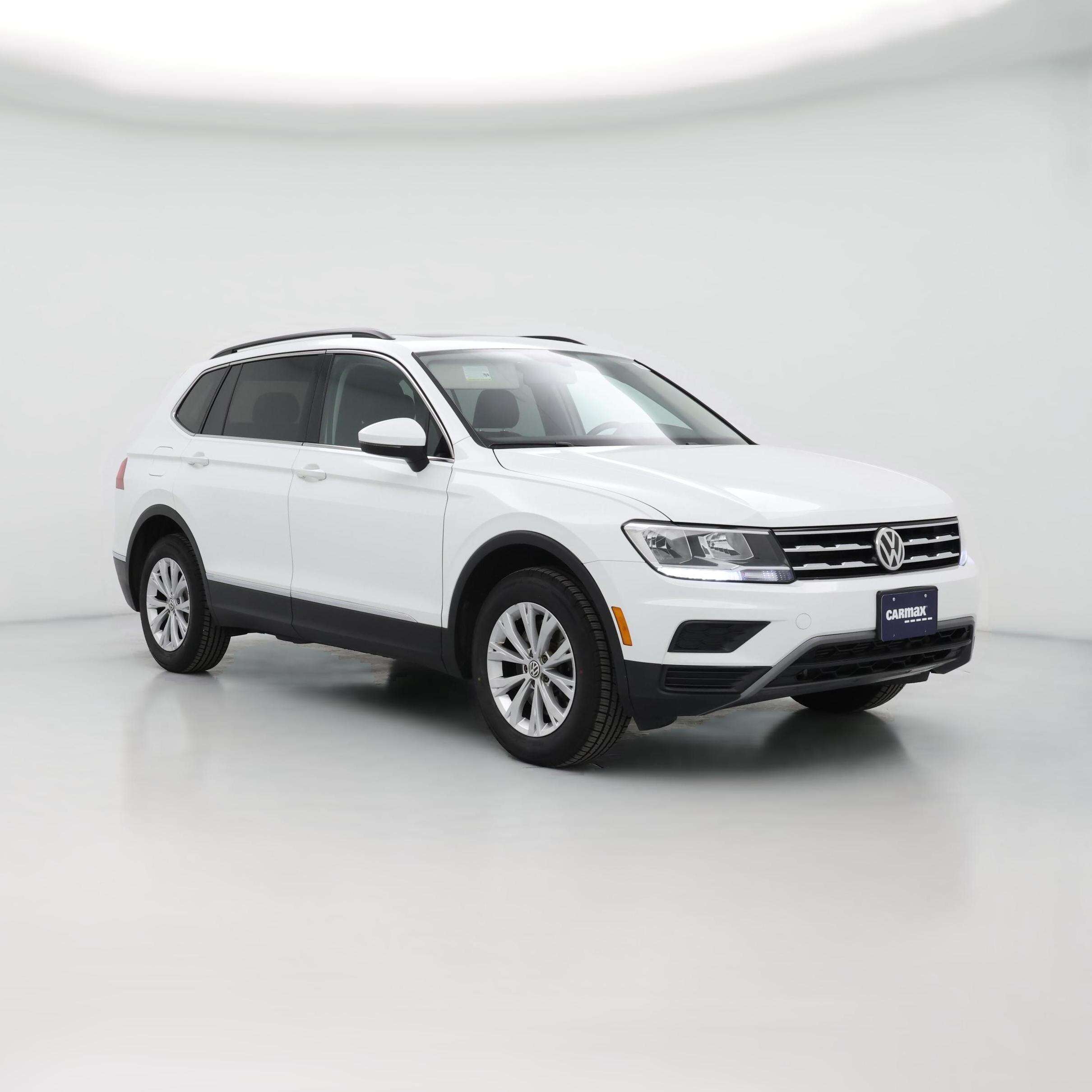 Thumbnail: 2018 Volkswagen Tiguan - 1