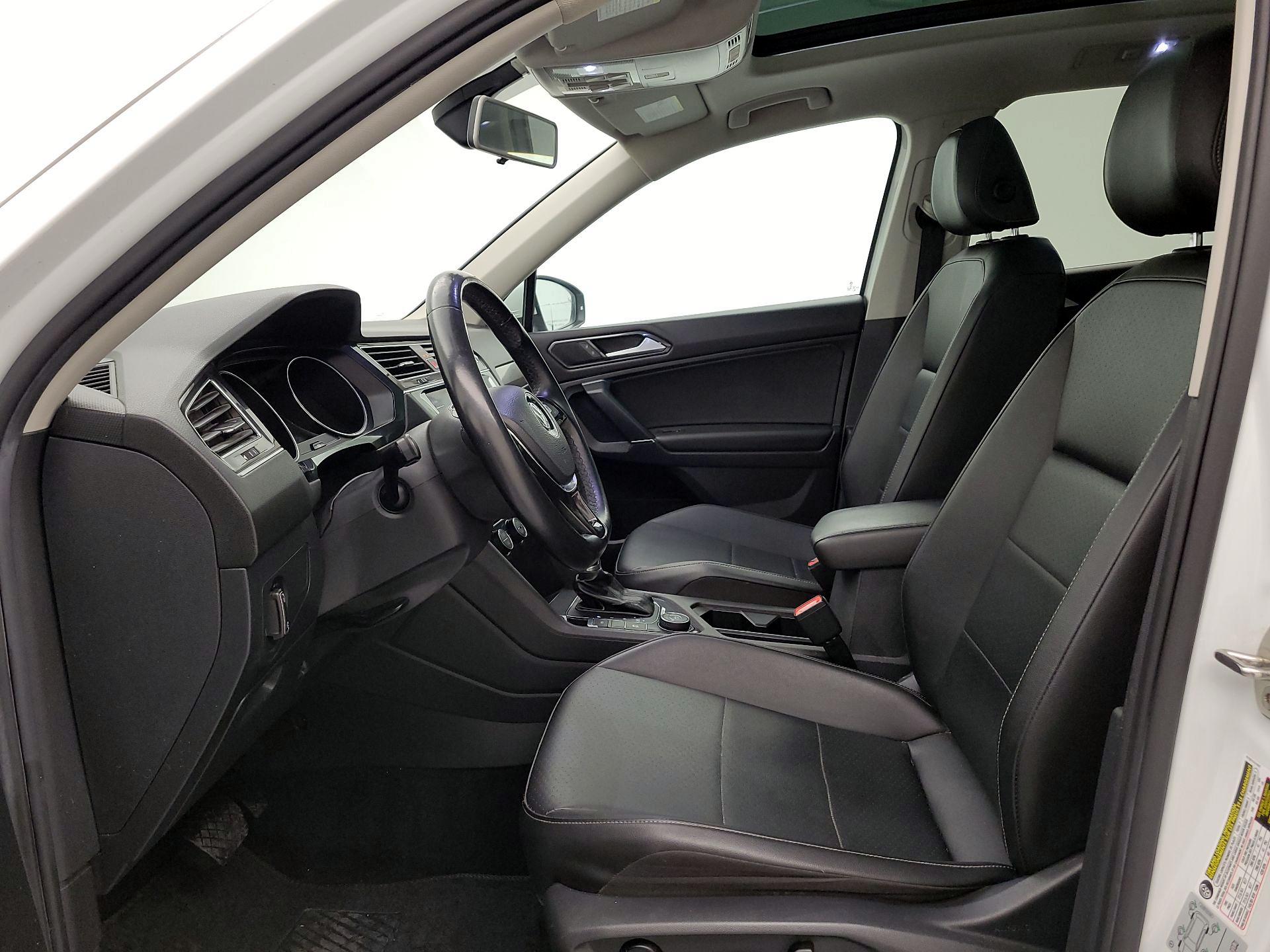 Thumbnail: 2018 Volkswagen Tiguan - 11