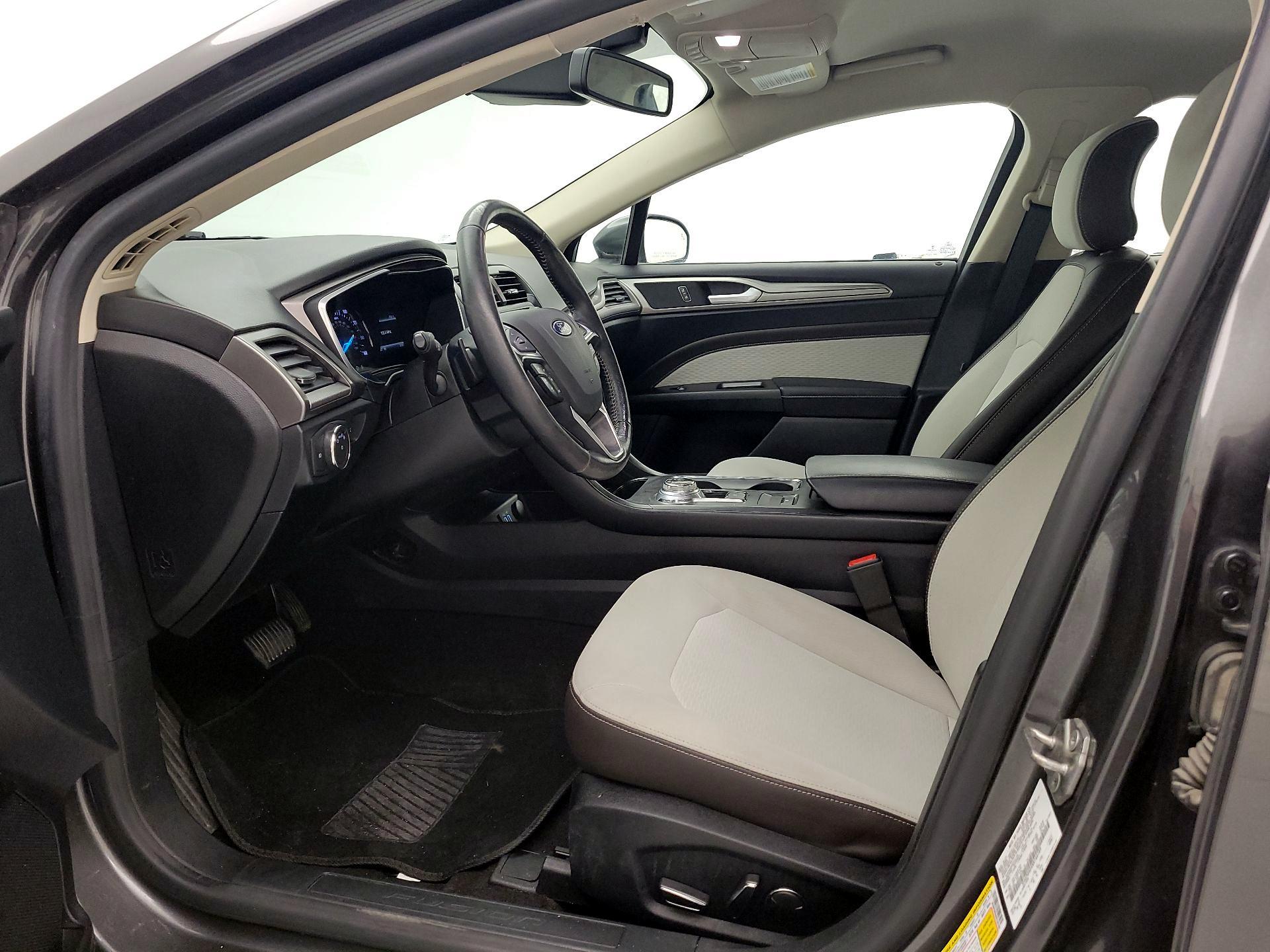 Thumbnail: 2019 Ford Fusion - 11