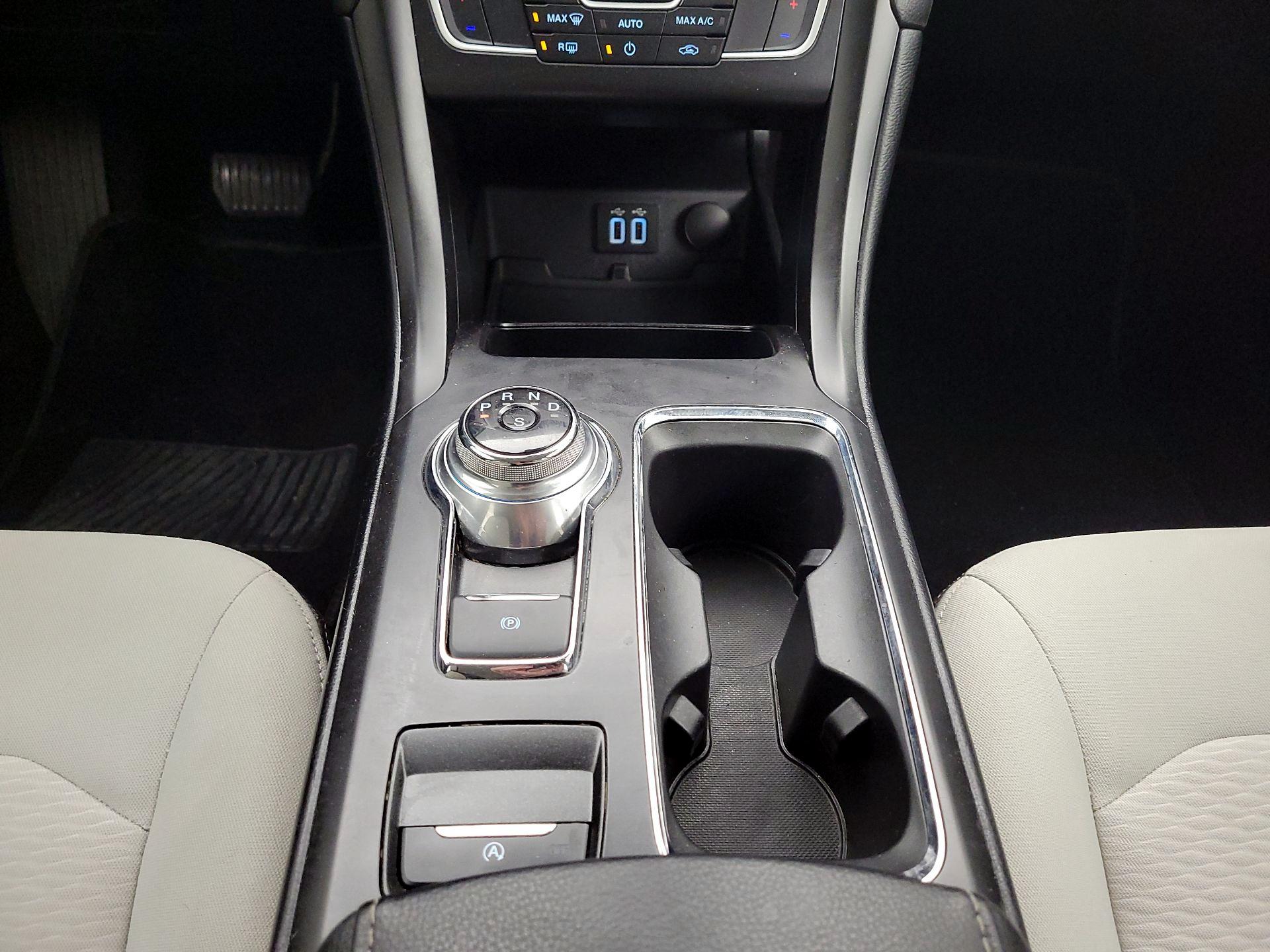 Thumbnail: 2019 Ford Fusion - 17