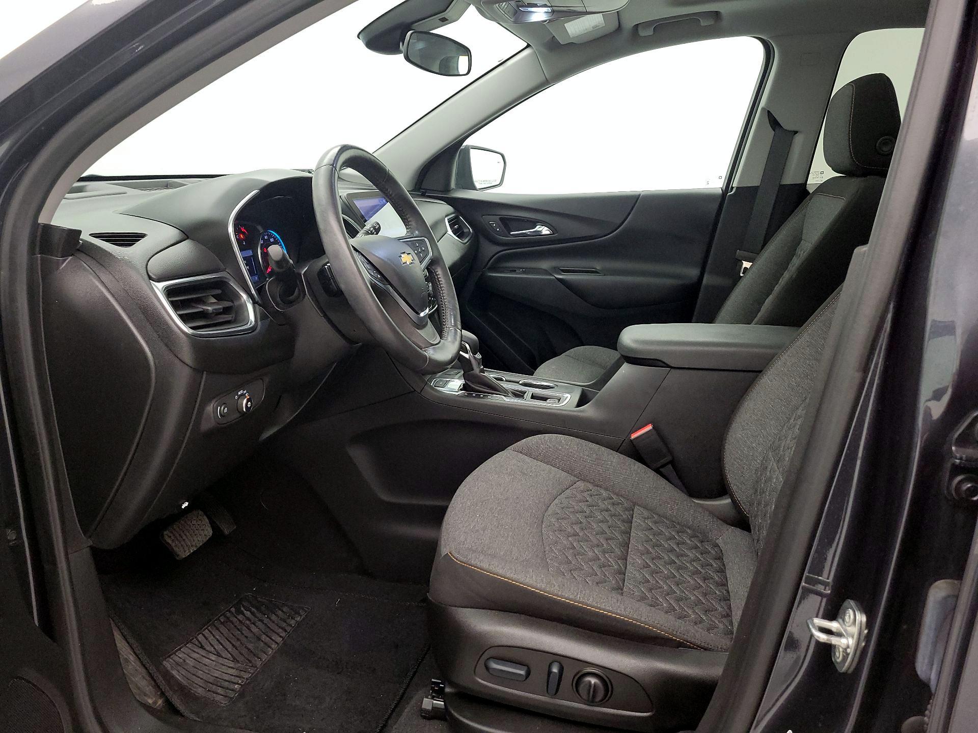 Thumbnail: 2022 Chevrolet Equinox - 11