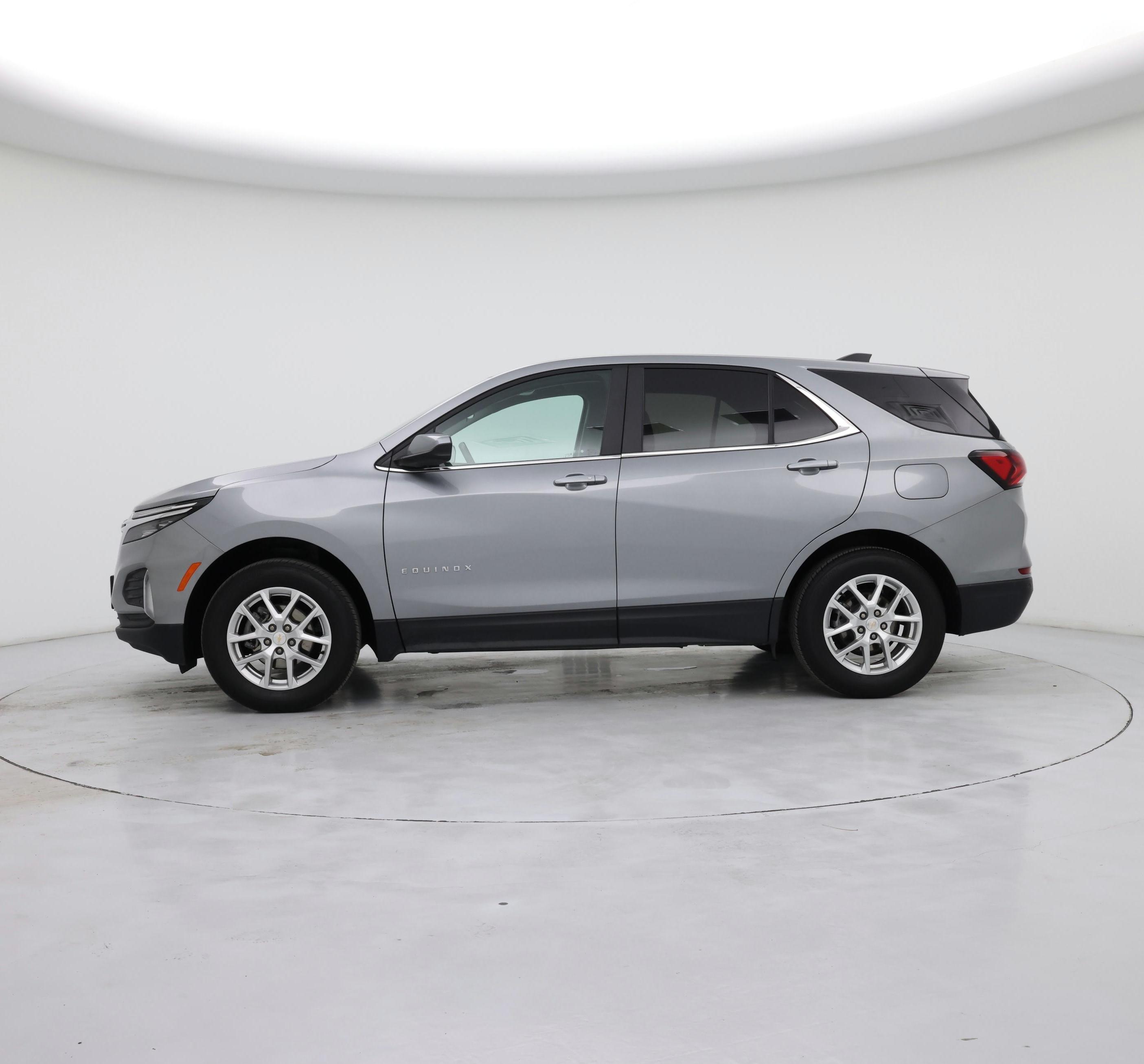 Thumbnail: 2023 Chevrolet Equinox - 3