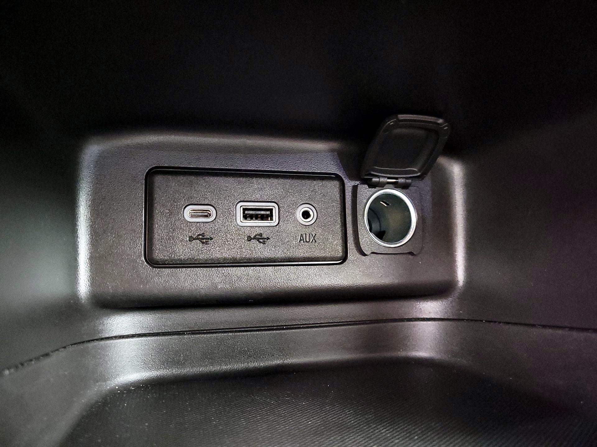 Thumbnail: 2024 Chevrolet Equinox - 18