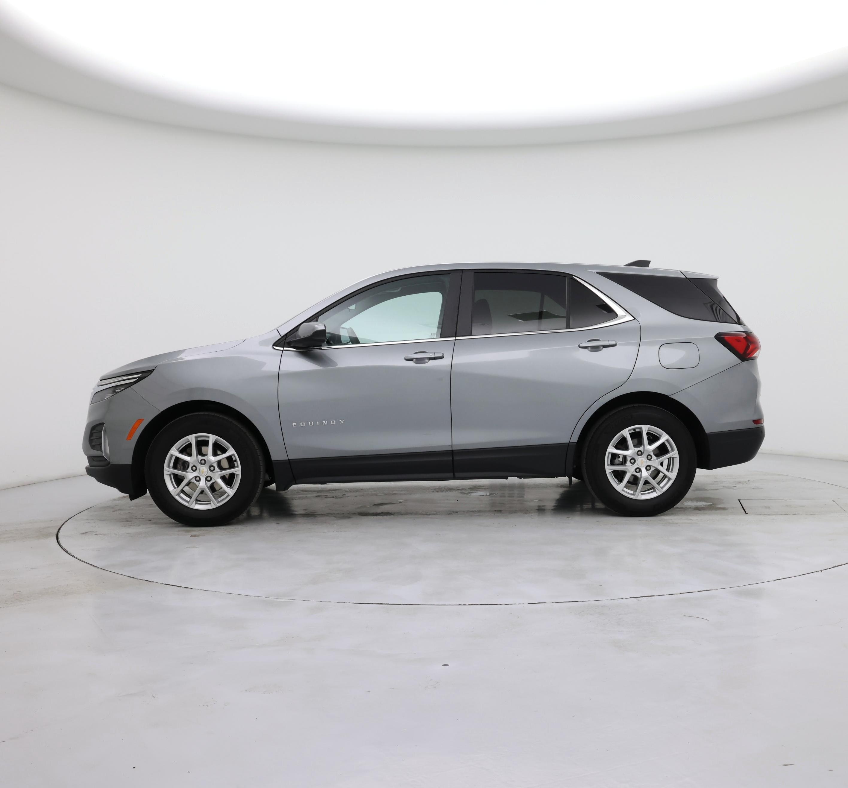 Thumbnail: 2024 Chevrolet Equinox - 3