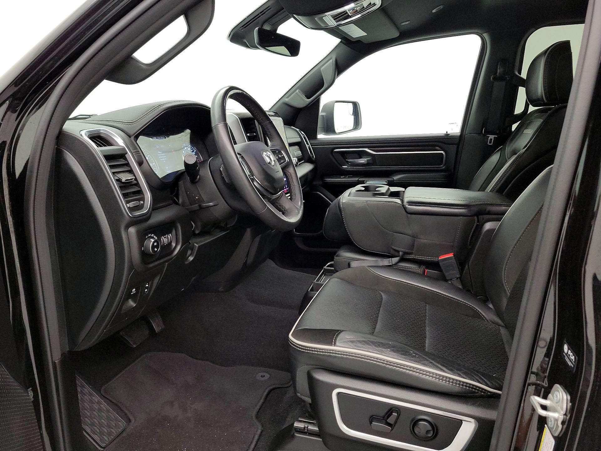 Thumbnail: 2025 RAM 1500 - 11