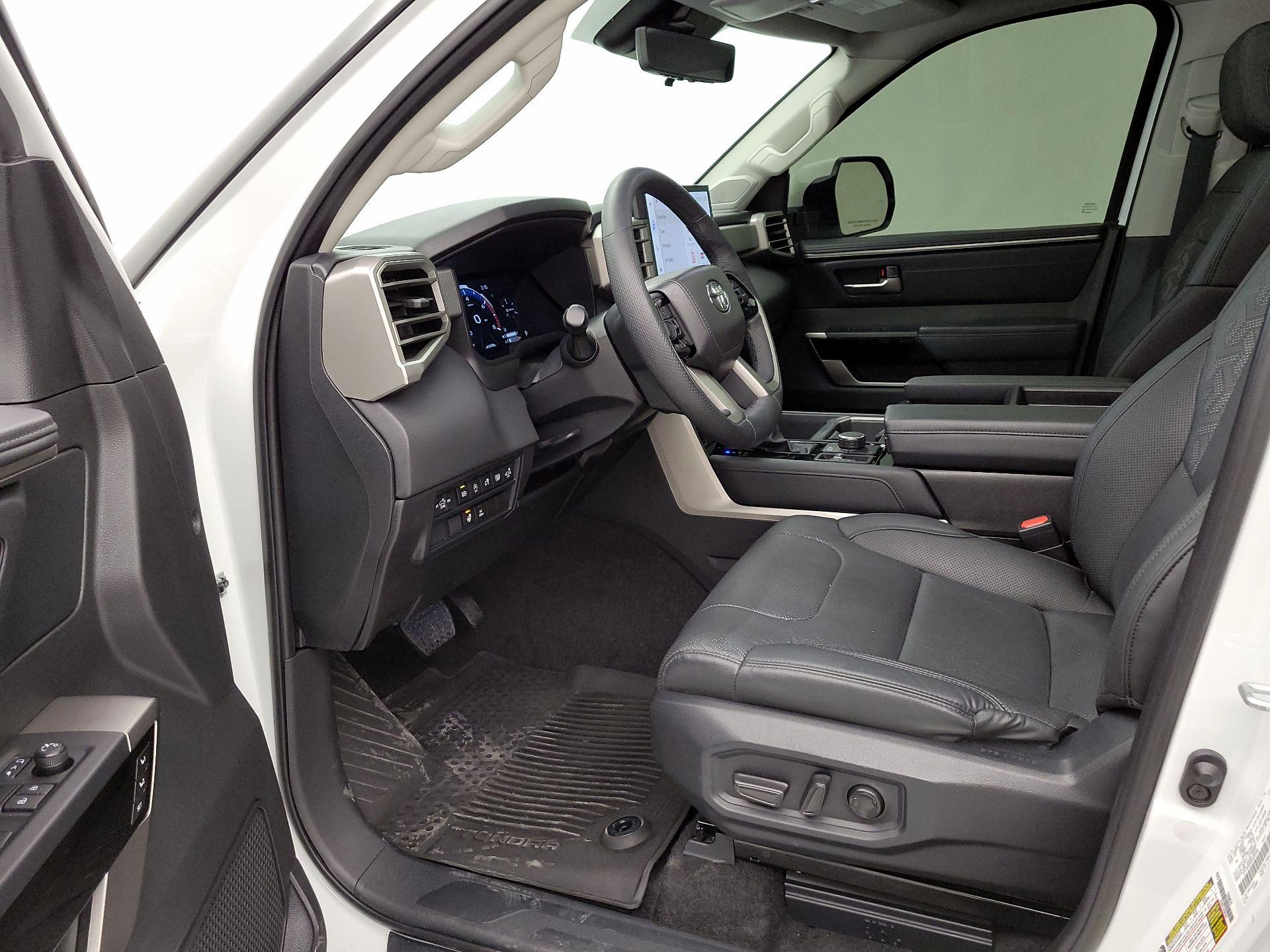 Thumbnail: 2024 Toyota Tundra - 11