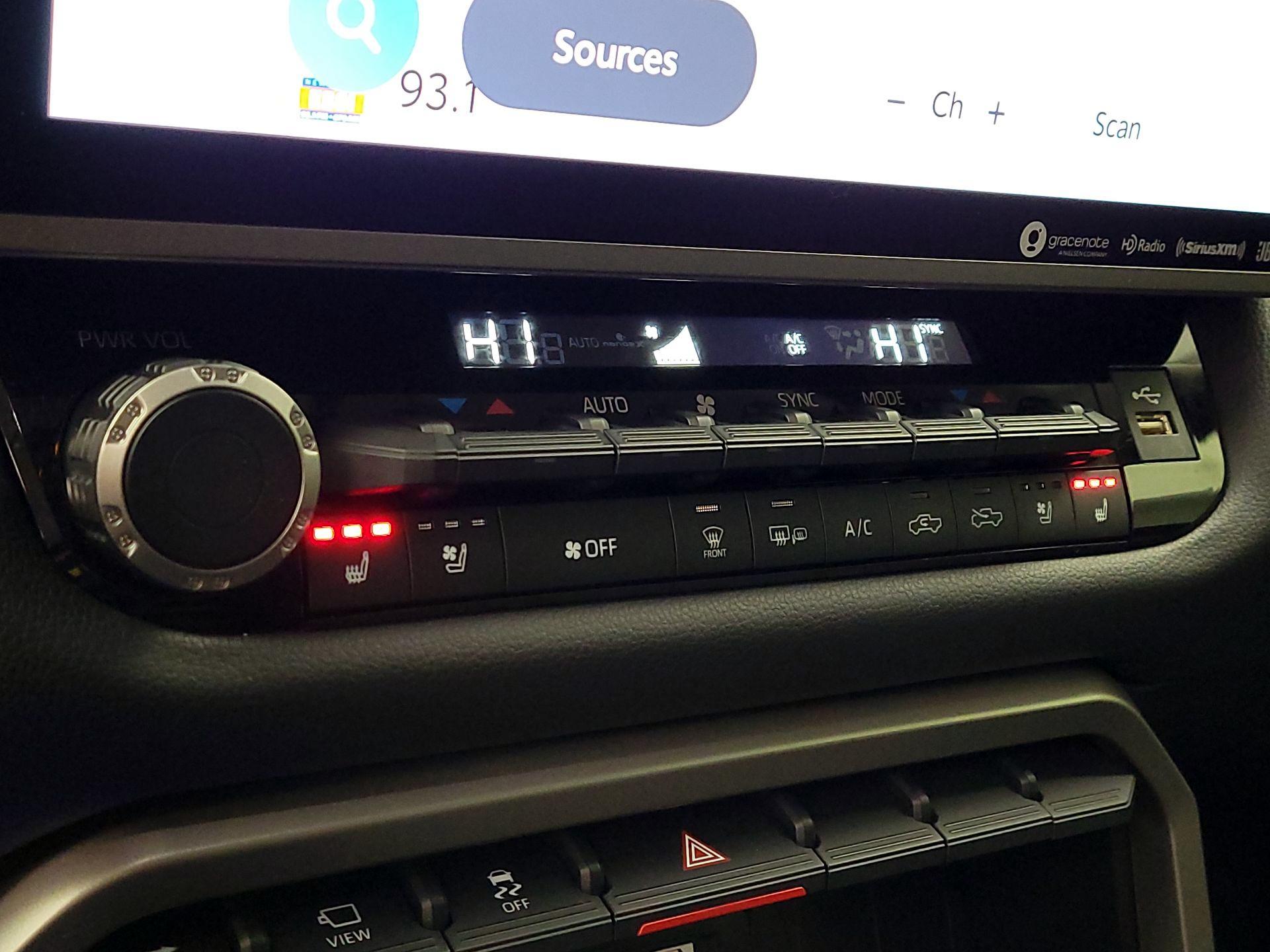 Thumbnail: 2024 Toyota Tundra - 16