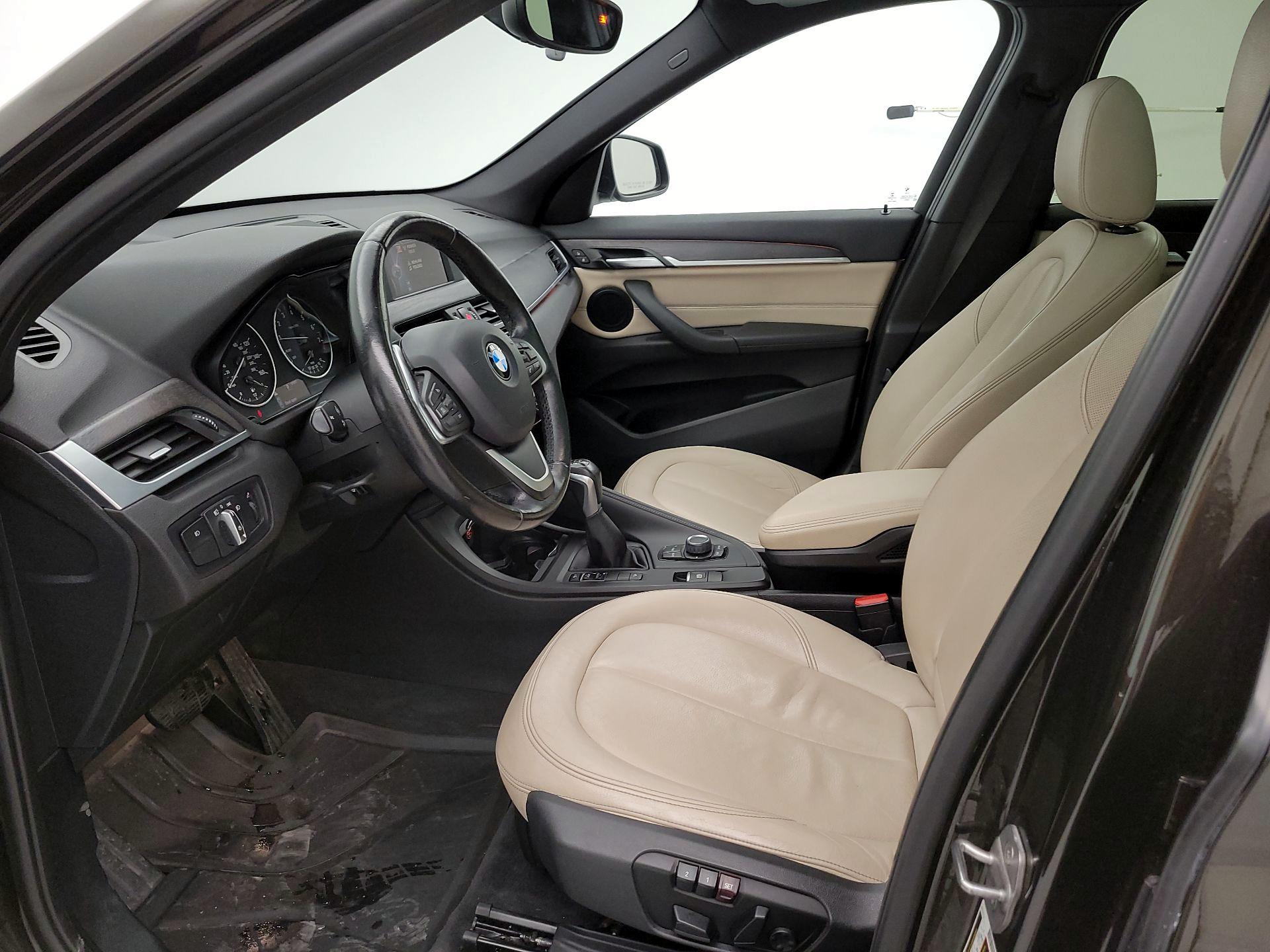 Thumbnail: 2017 BMW X1 - 11