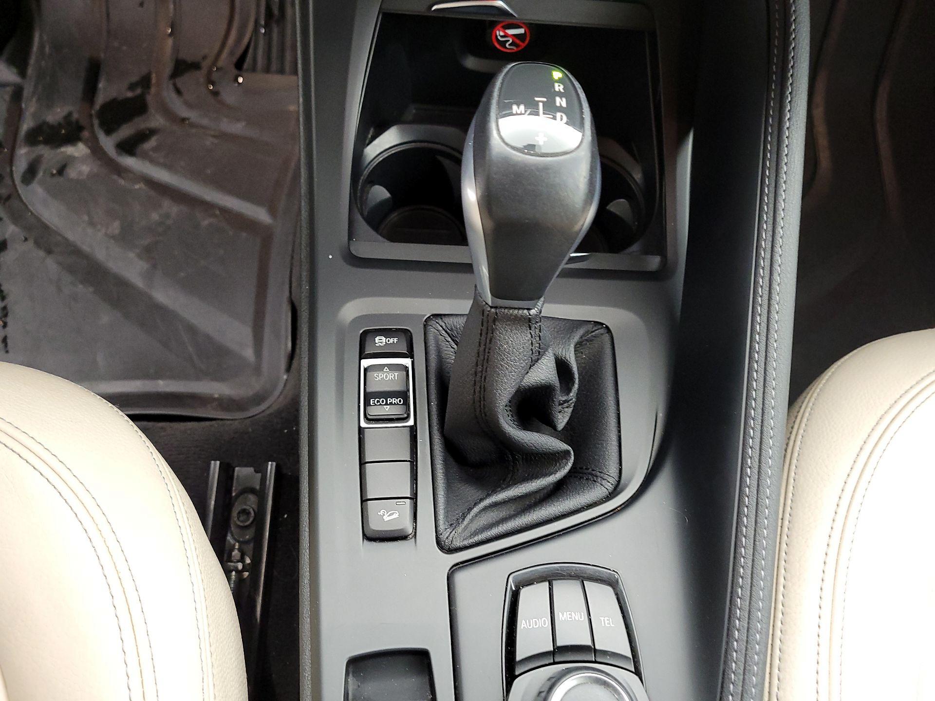 Thumbnail: 2017 BMW X1 - 16