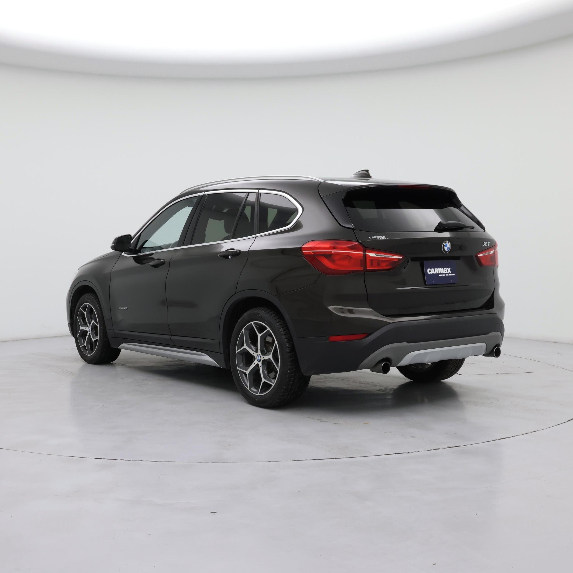 Thumbnail: 2017 BMW X1 - 2