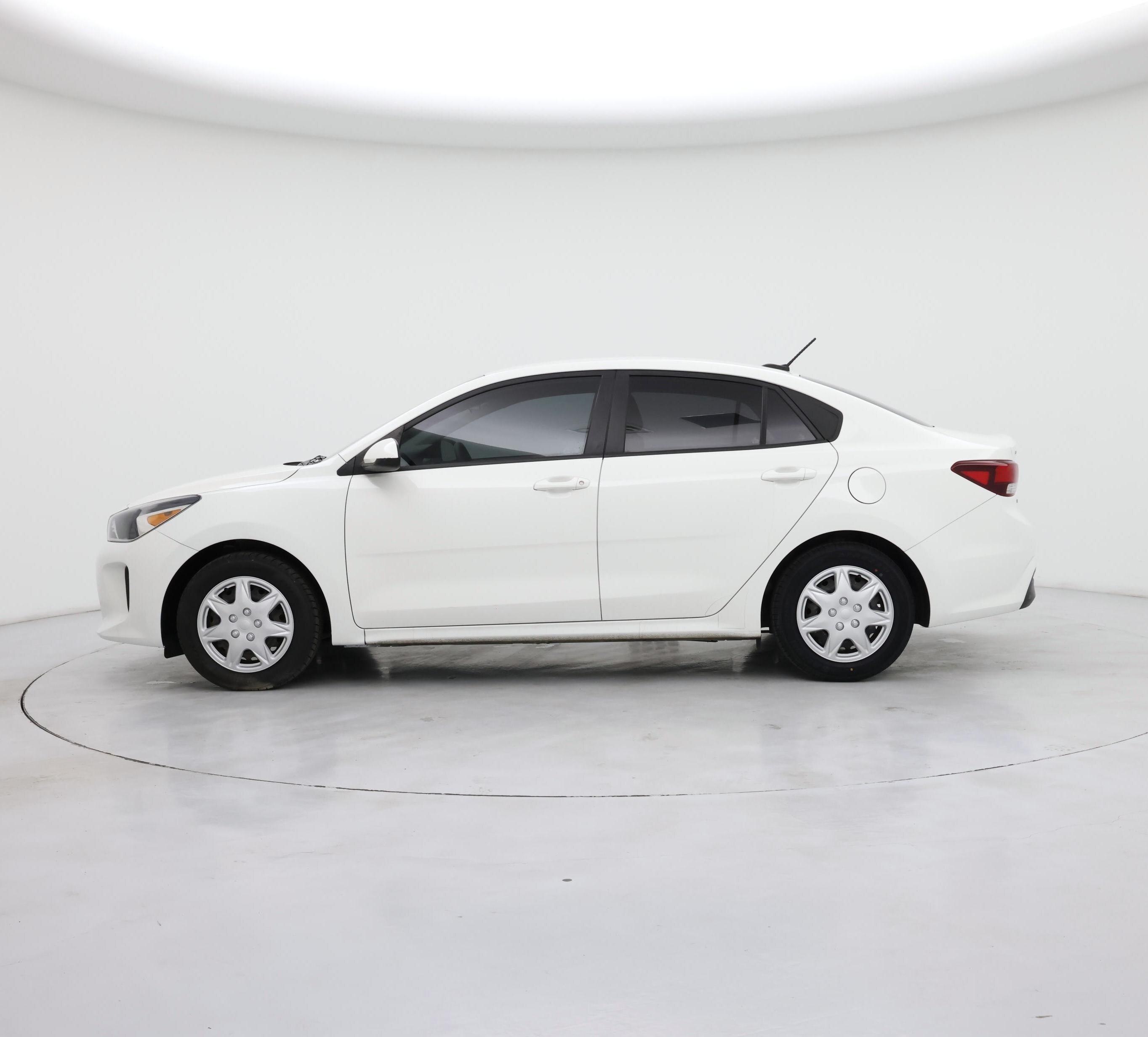 Thumbnail: 2018 Kia Rio - 3