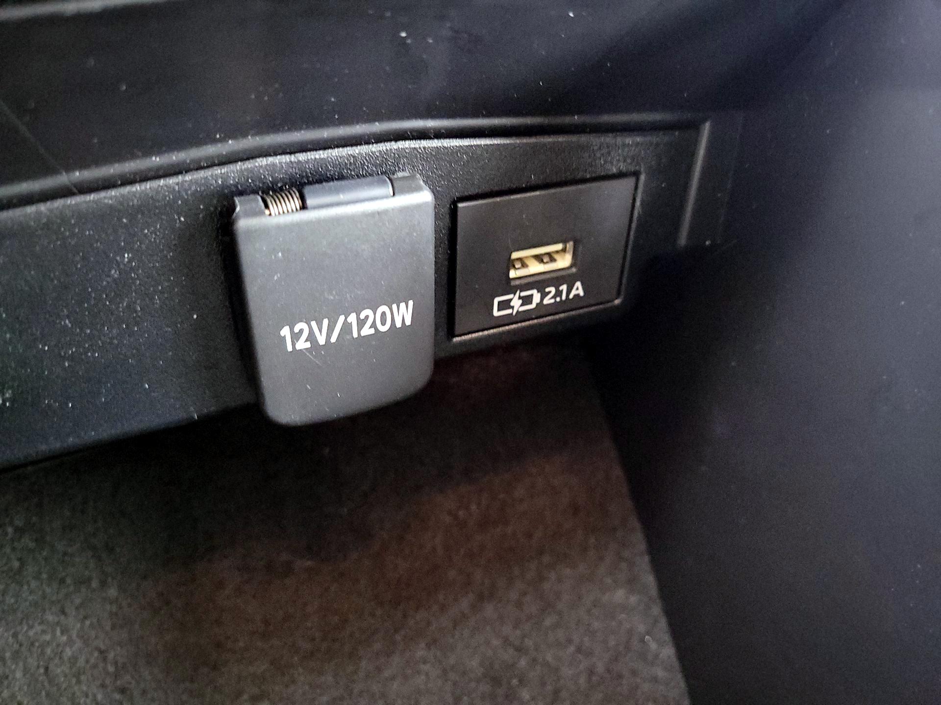 Thumbnail: 2020 Toyota Corolla - 18