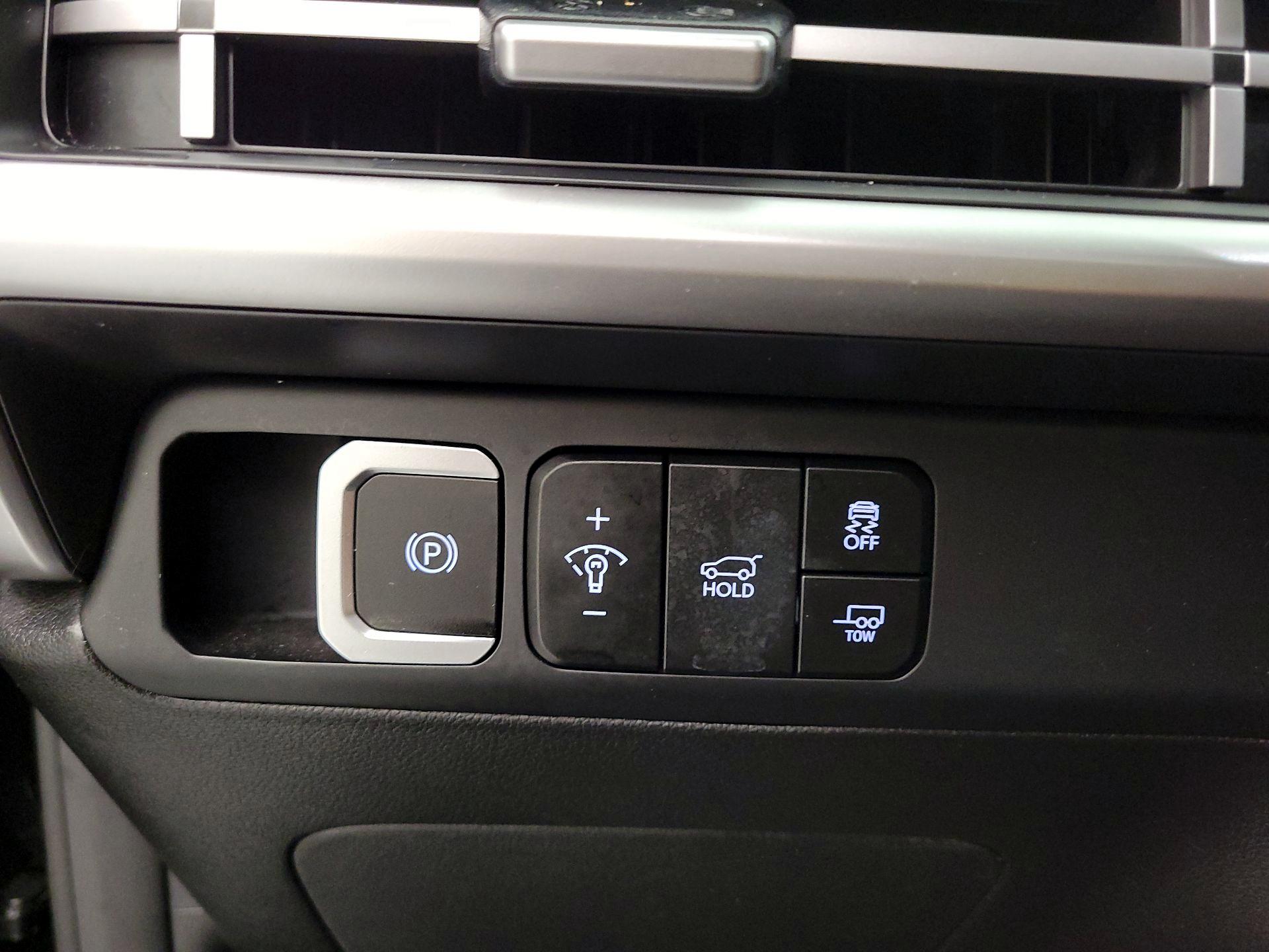 Thumbnail: 2024 Hyundai Santa Fe - 13