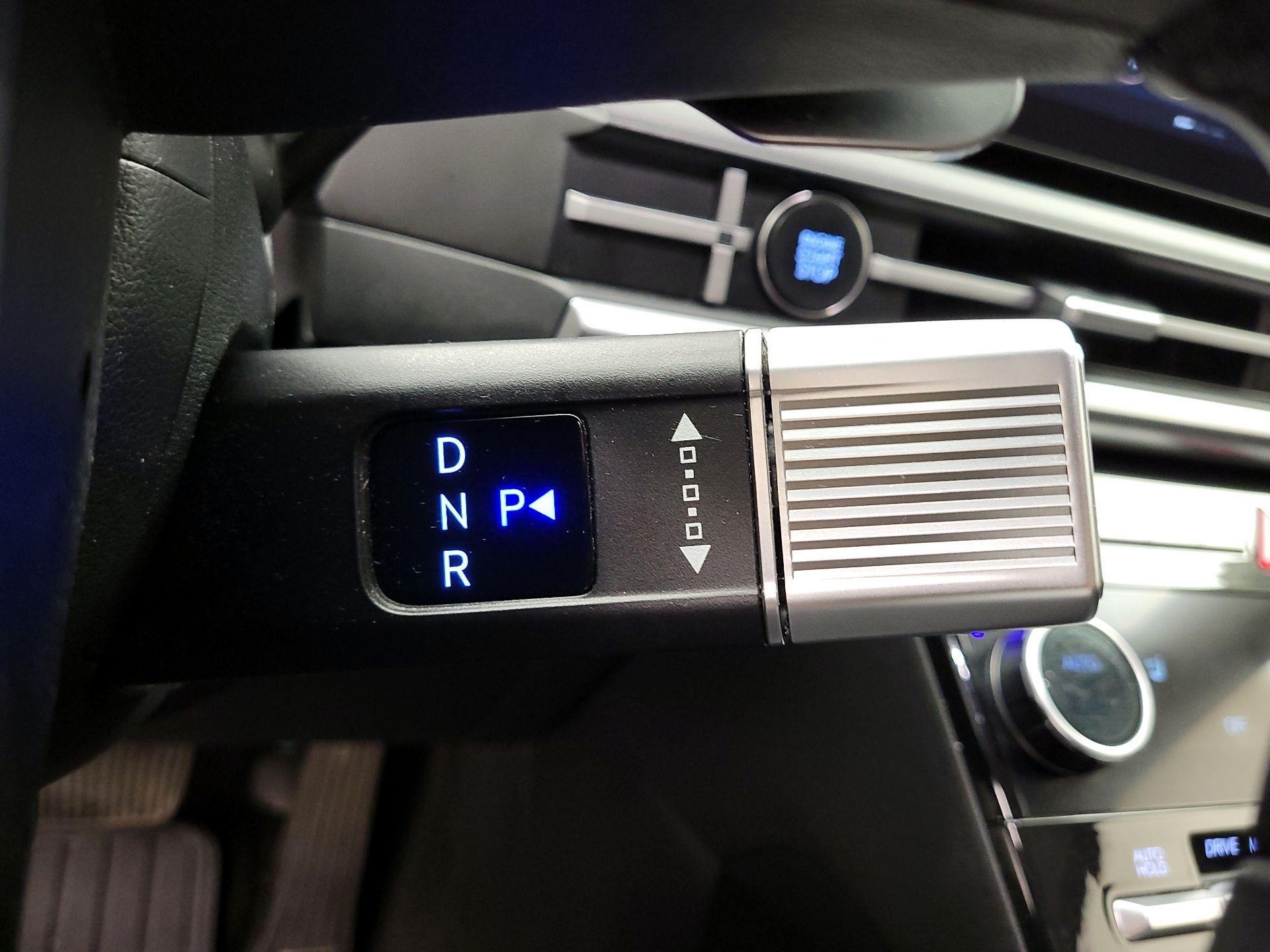 Thumbnail: 2024 Hyundai Santa Fe - 18