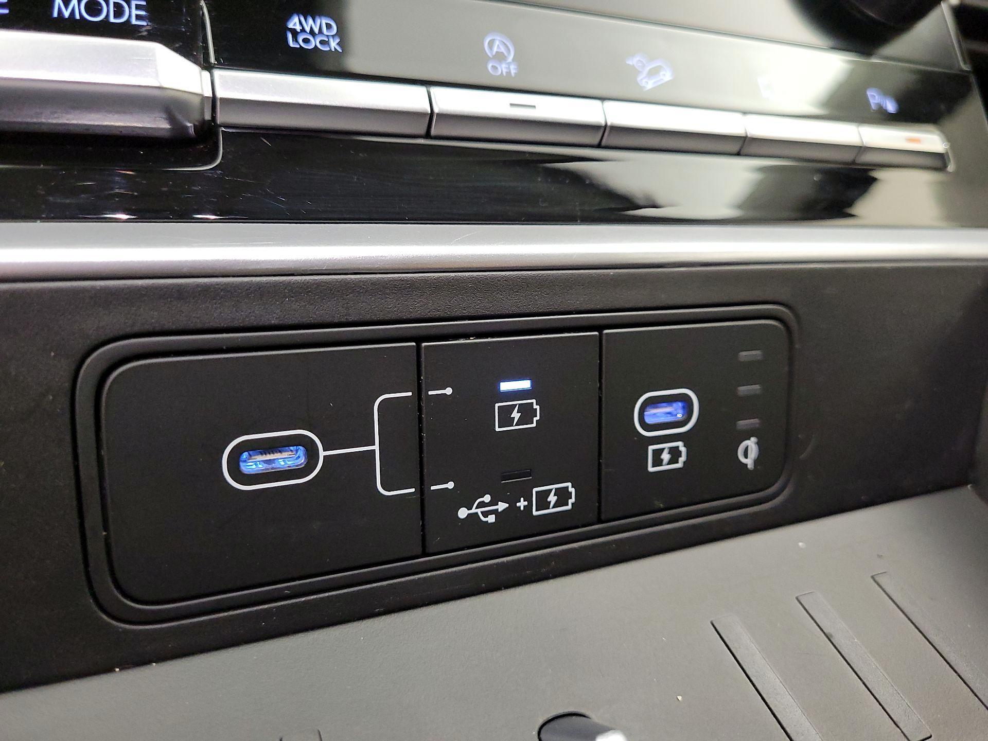 Thumbnail: 2024 Hyundai Santa Fe - 19